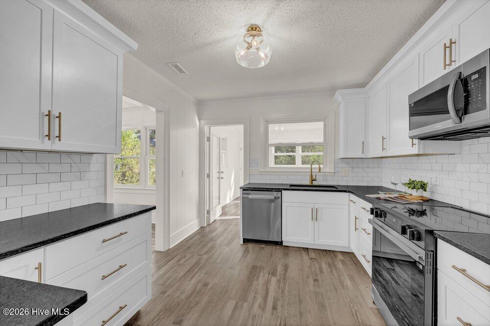 329 Wayne Drive Property Photo 17