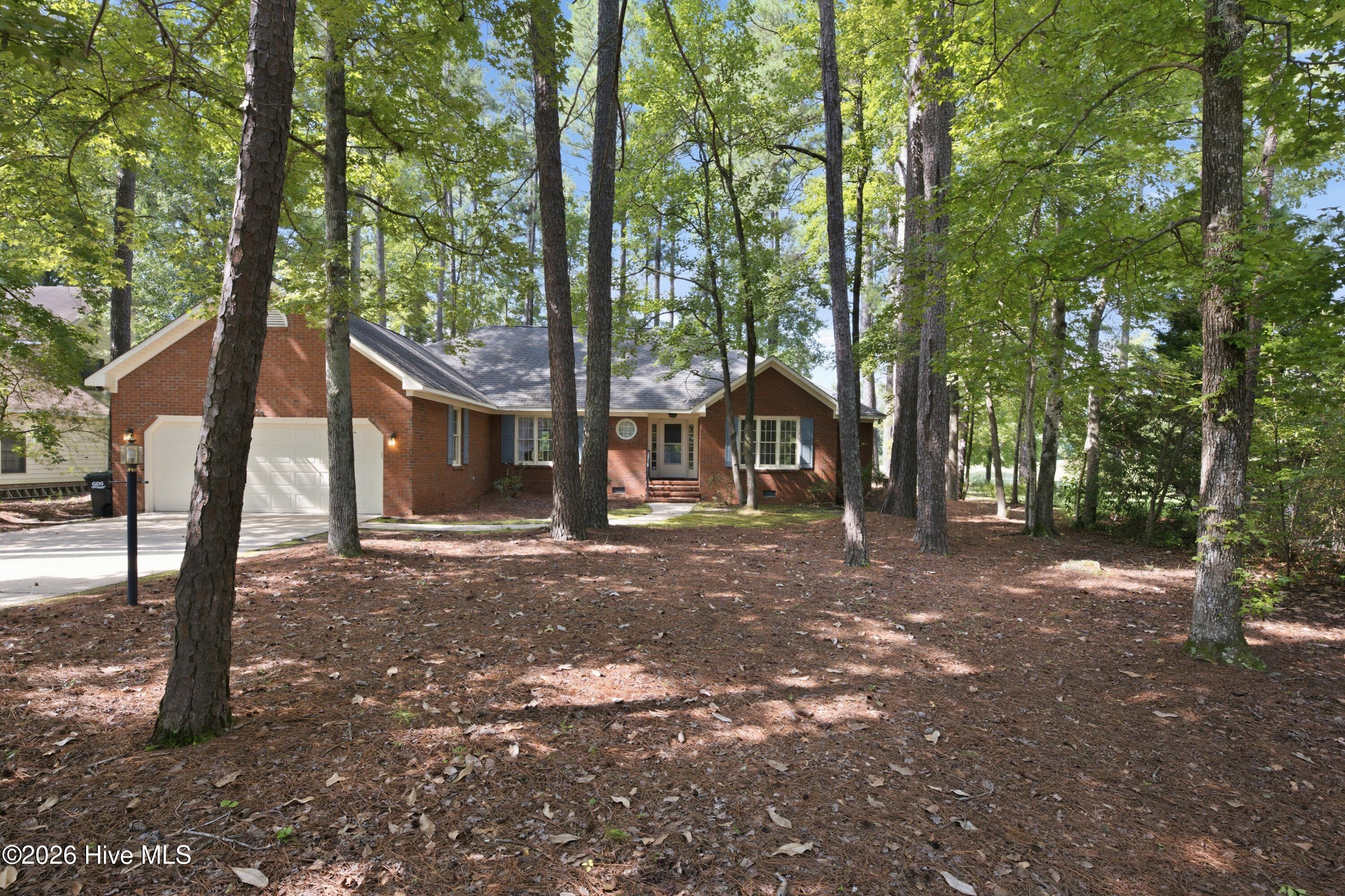 307 Augusta Court Property Photo 2