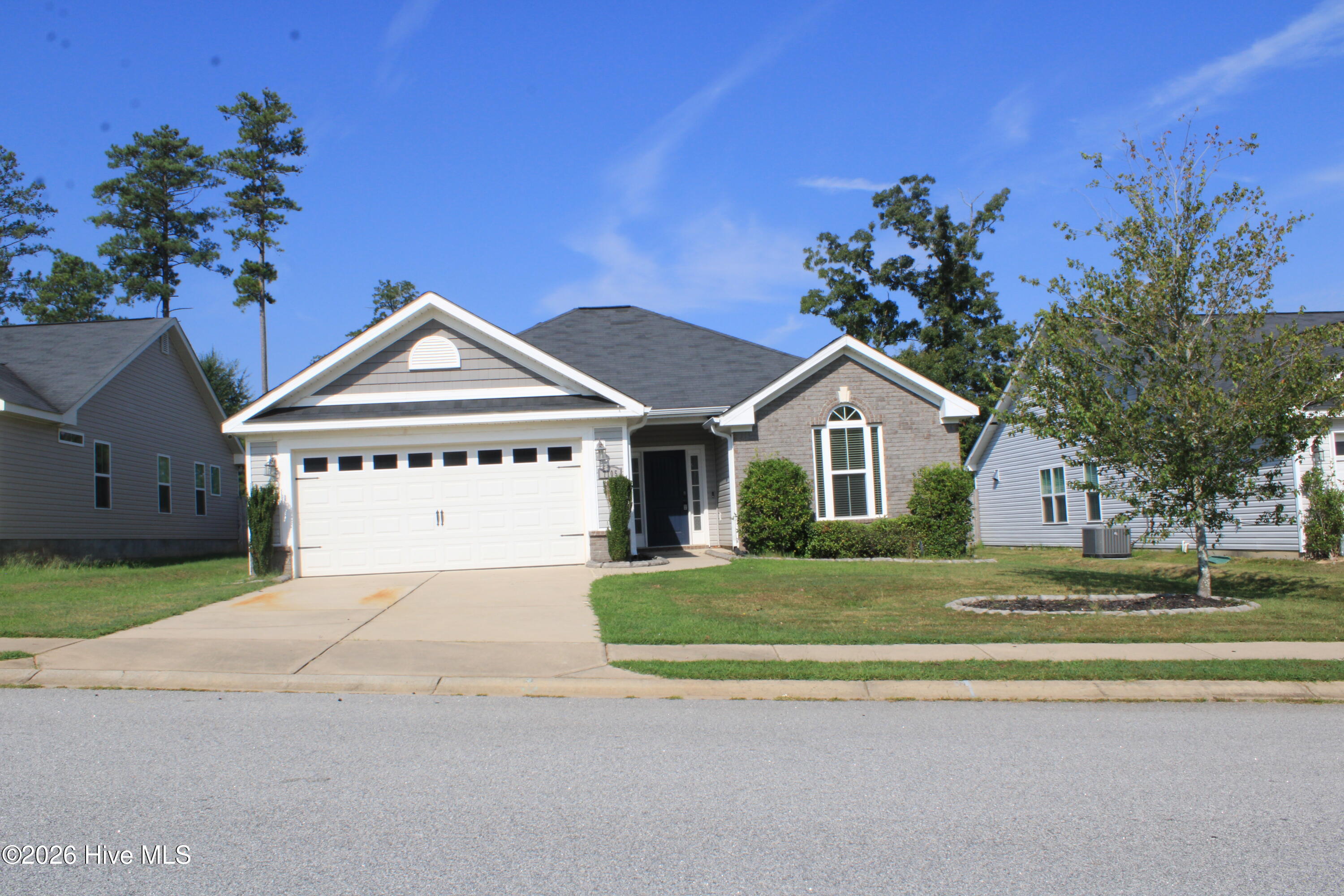 7105 Summerton Drive Property Photo 1