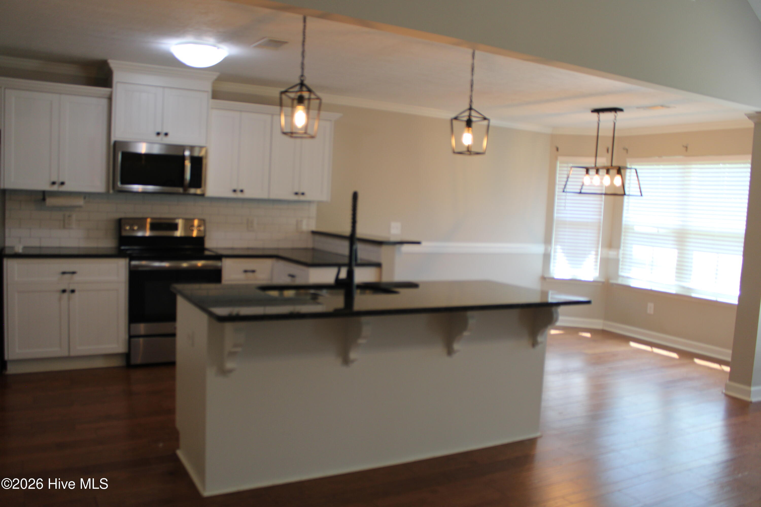 7105 Summerton Drive Property Photo 18
