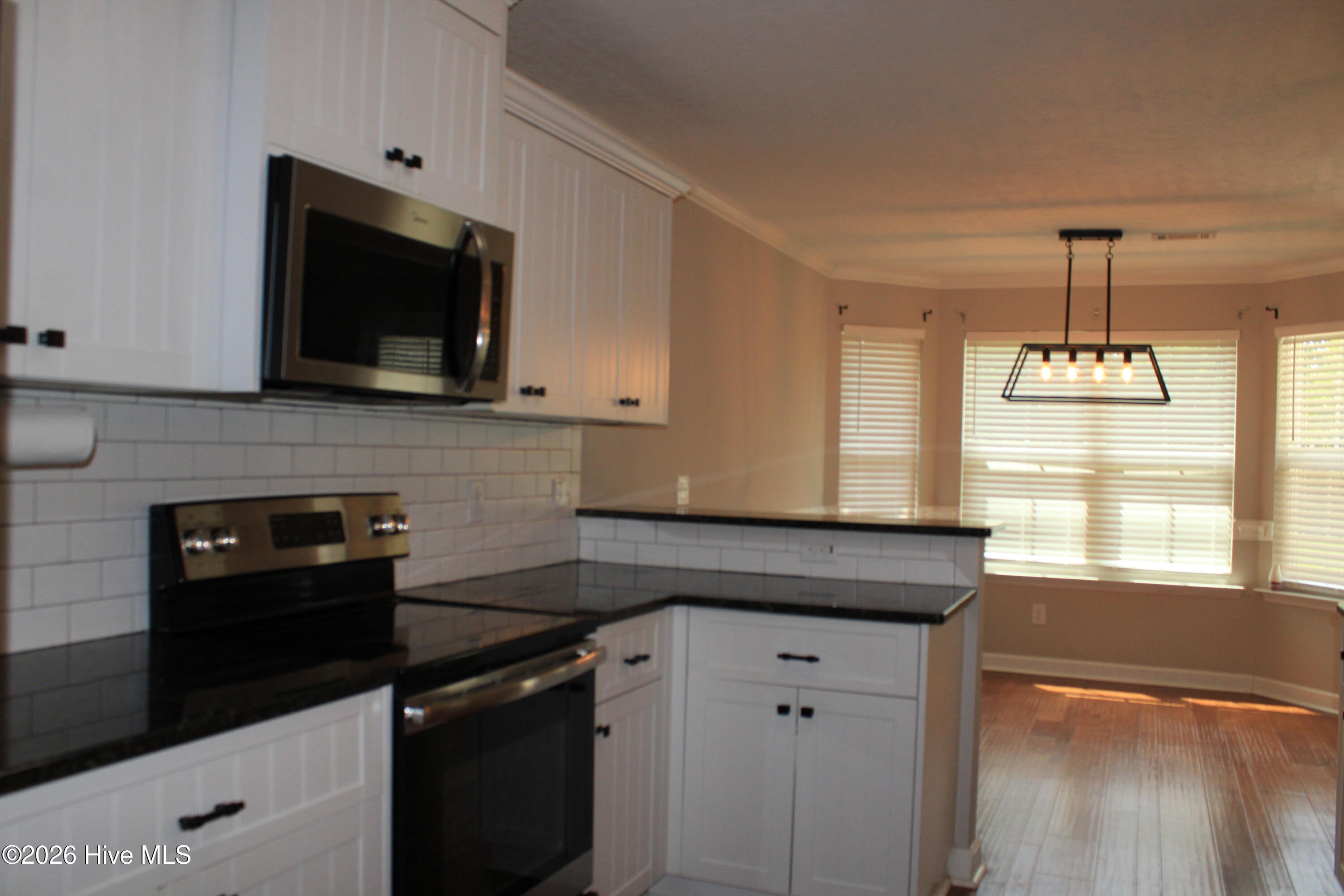 7105 Summerton Drive Property Photo 30