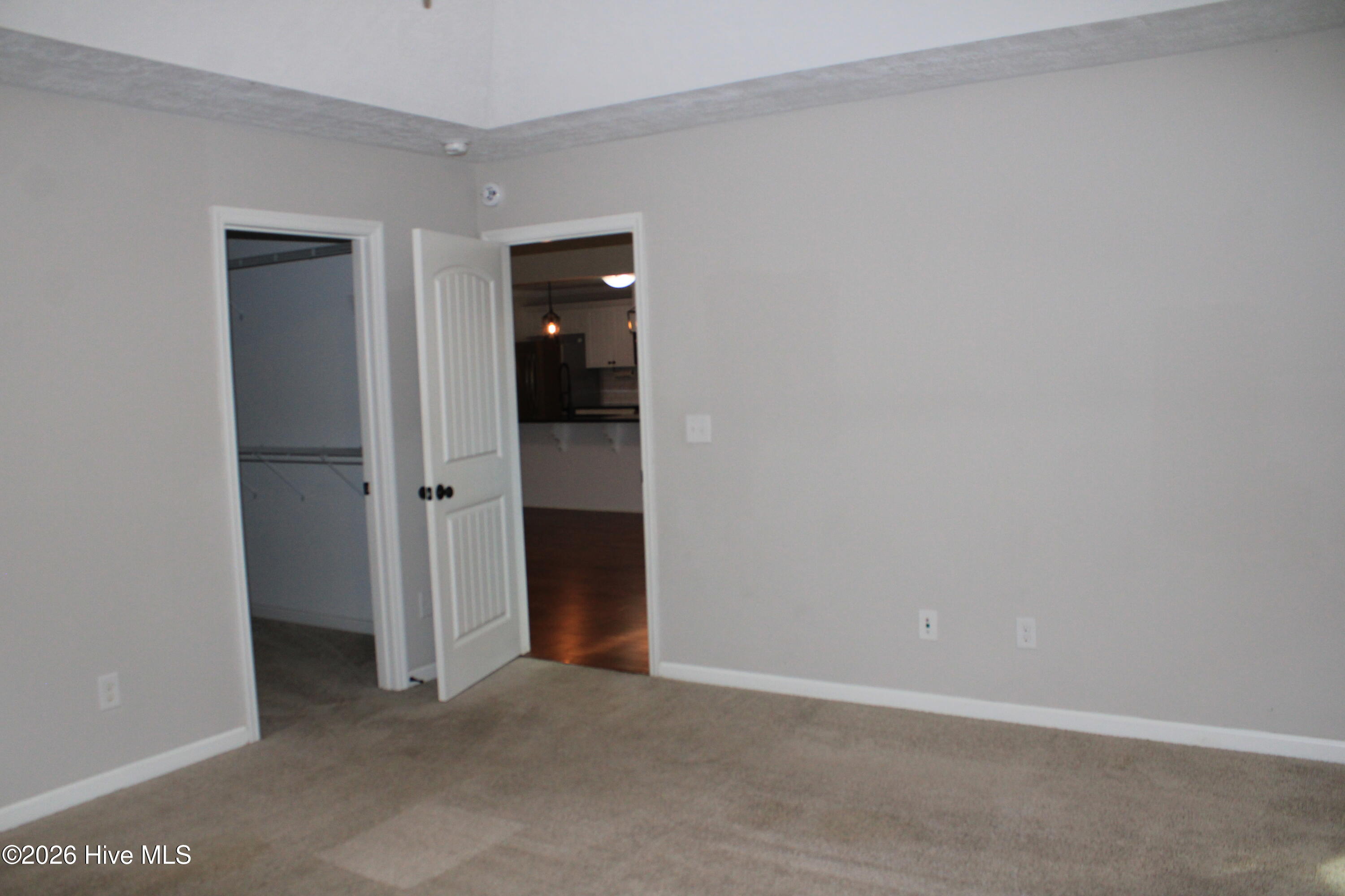 7105 Summerton Drive Property Photo 36