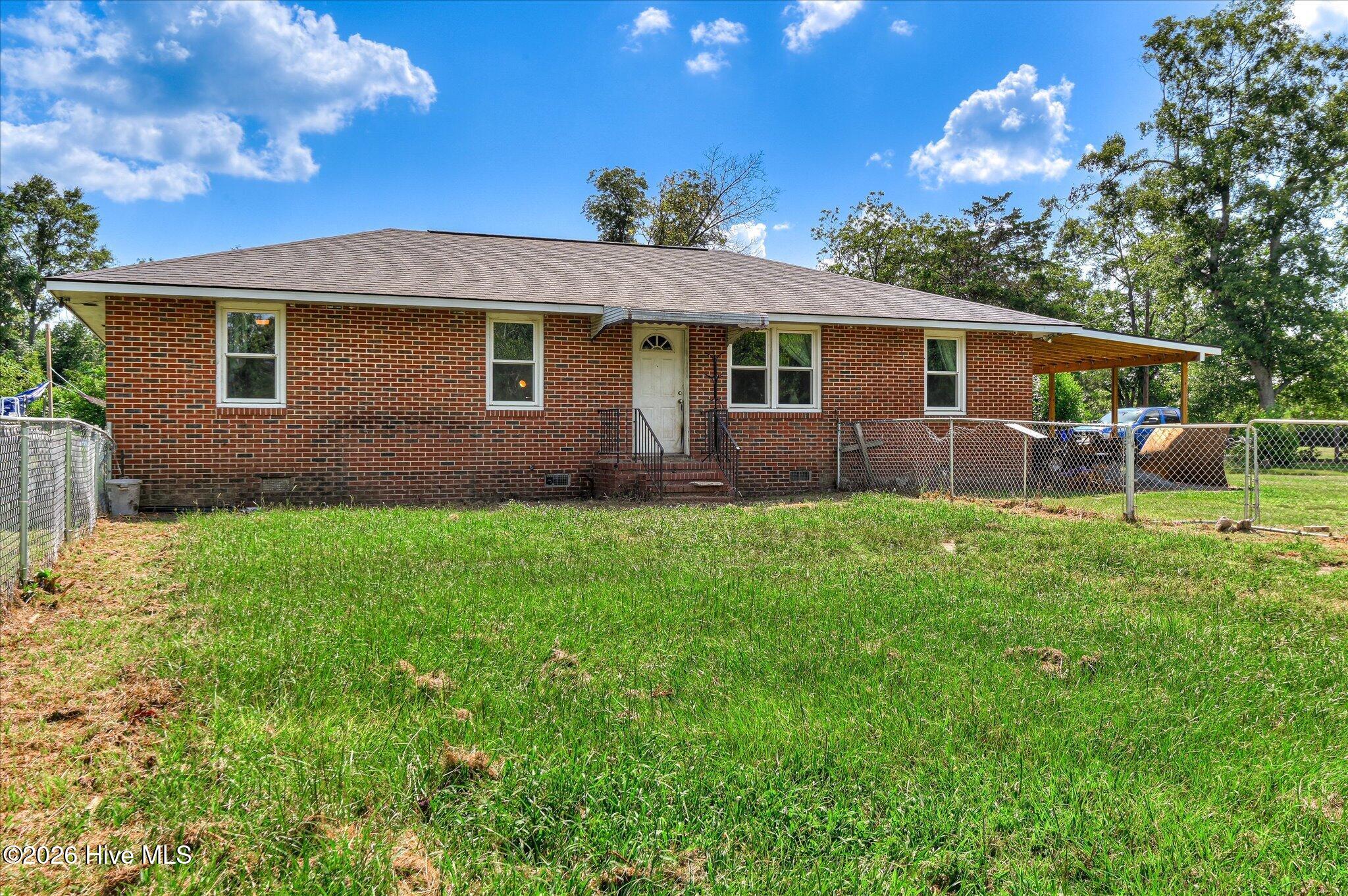 1227 County Line Road Property Photo 4