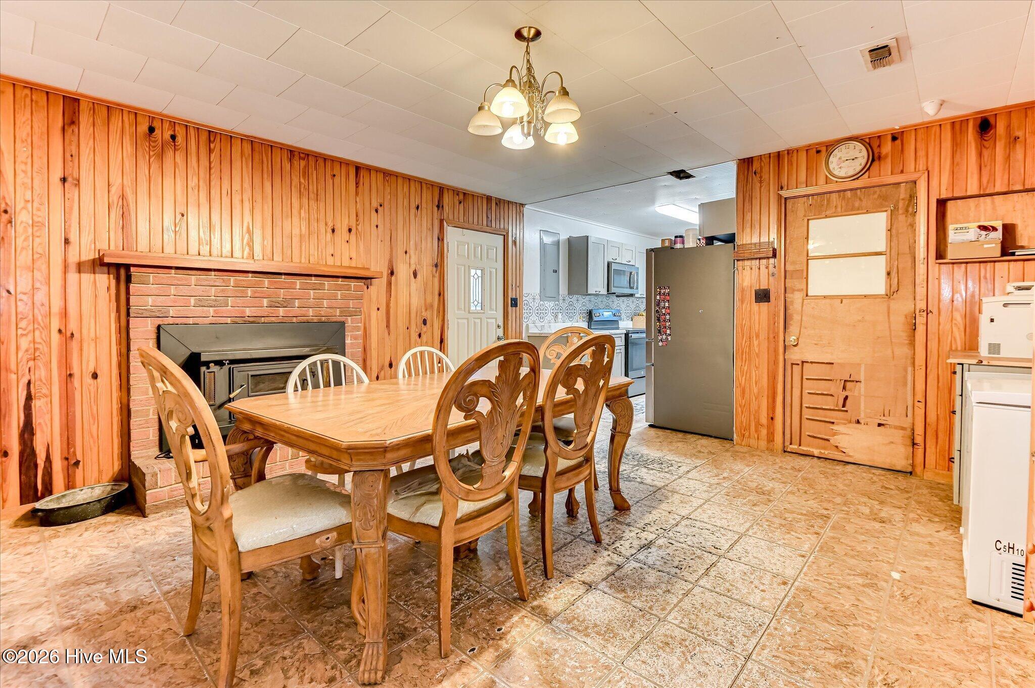 1227 County Line Road Property Photo 12