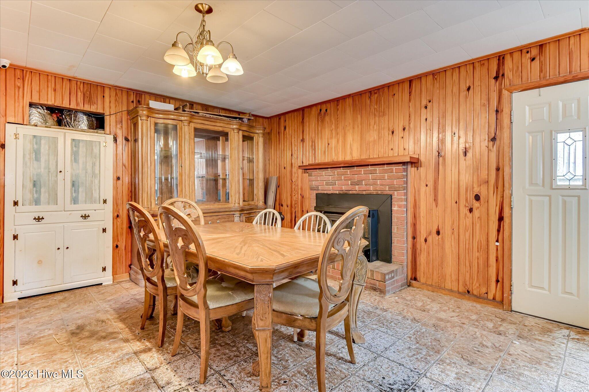 1227 County Line Road Property Photo 13