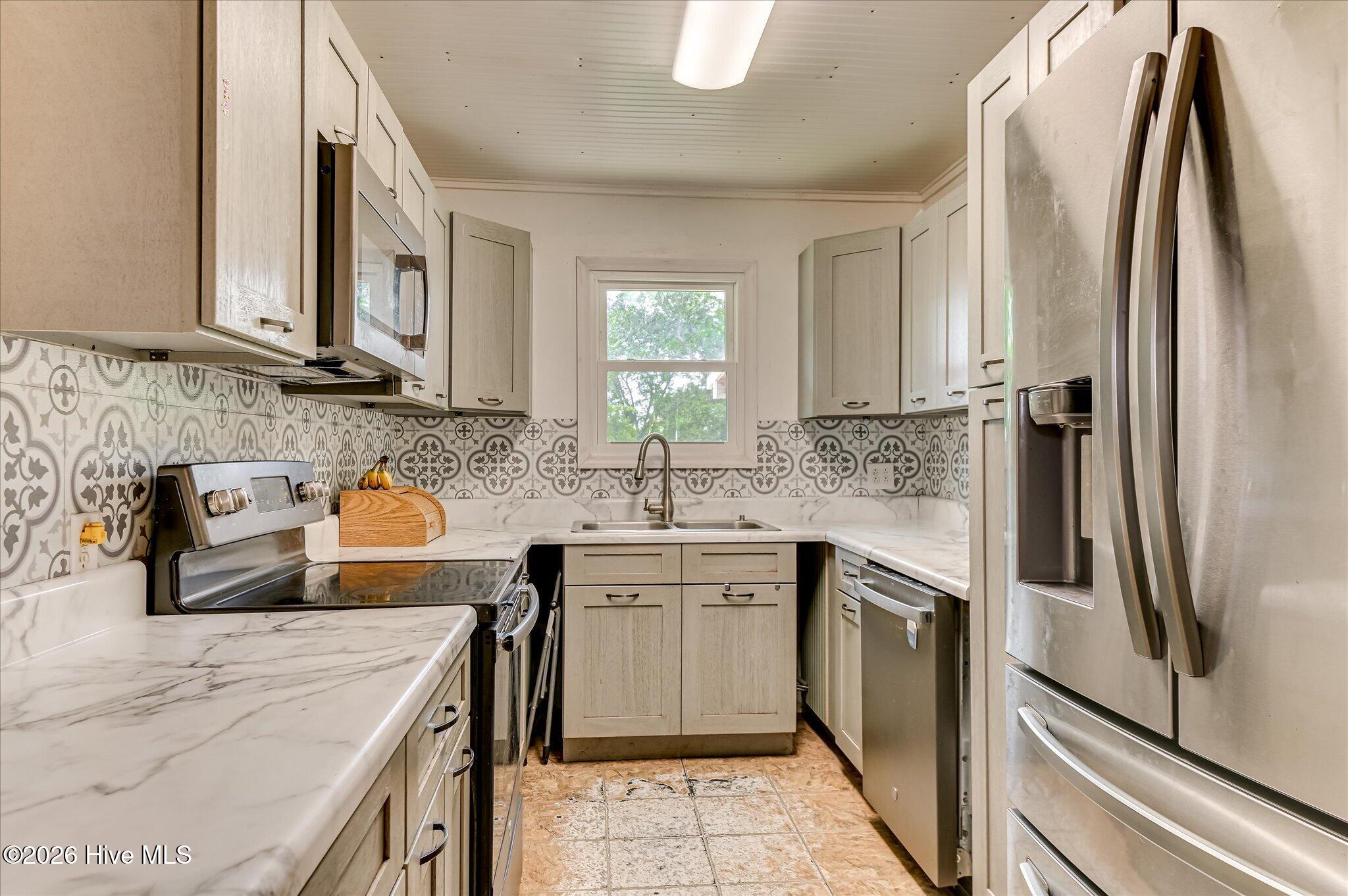 1227 County Line Road Property Photo 17