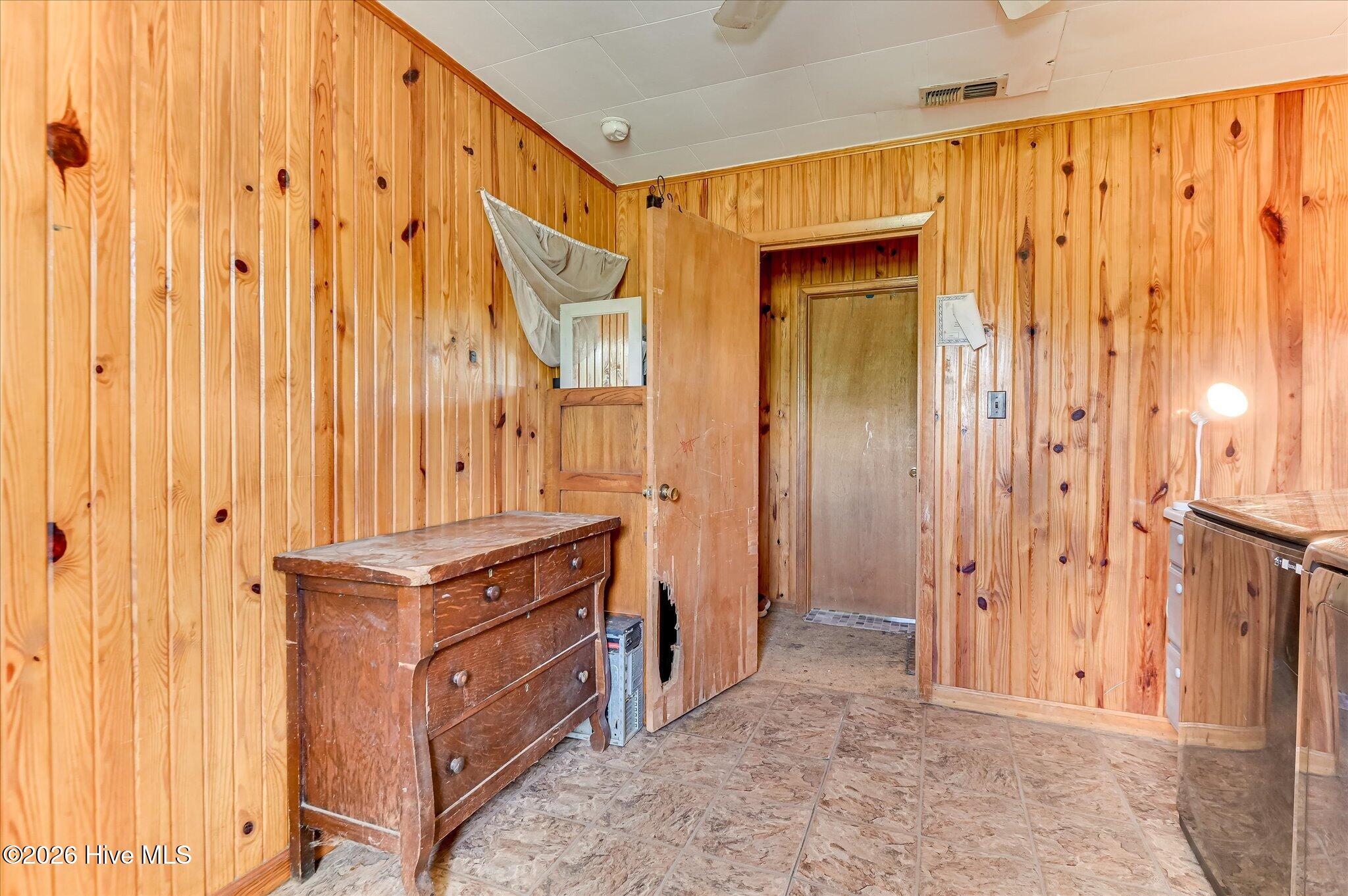 1227 County Line Road Property Photo 34