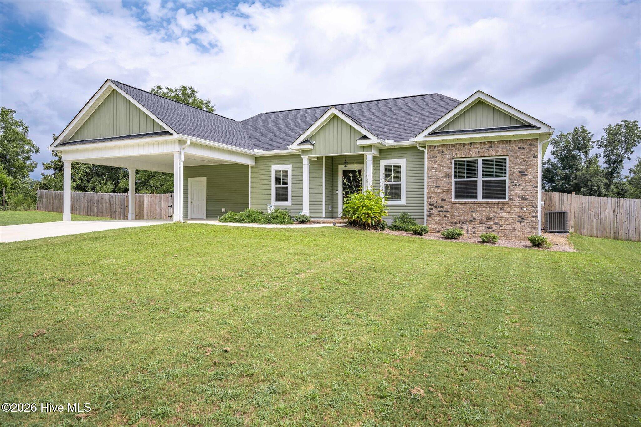 508 Railroad Avenue Property Photo 3