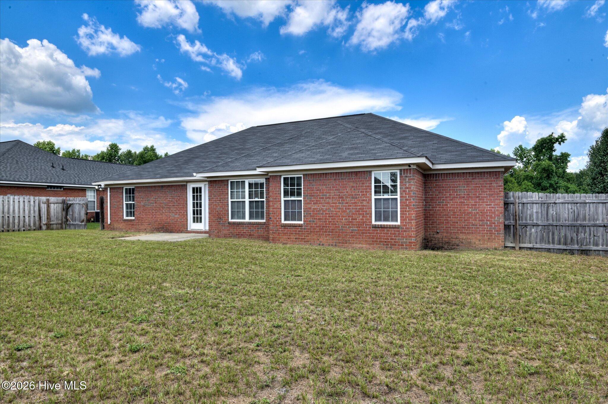 1828 Heathers Way Property Photo 33
