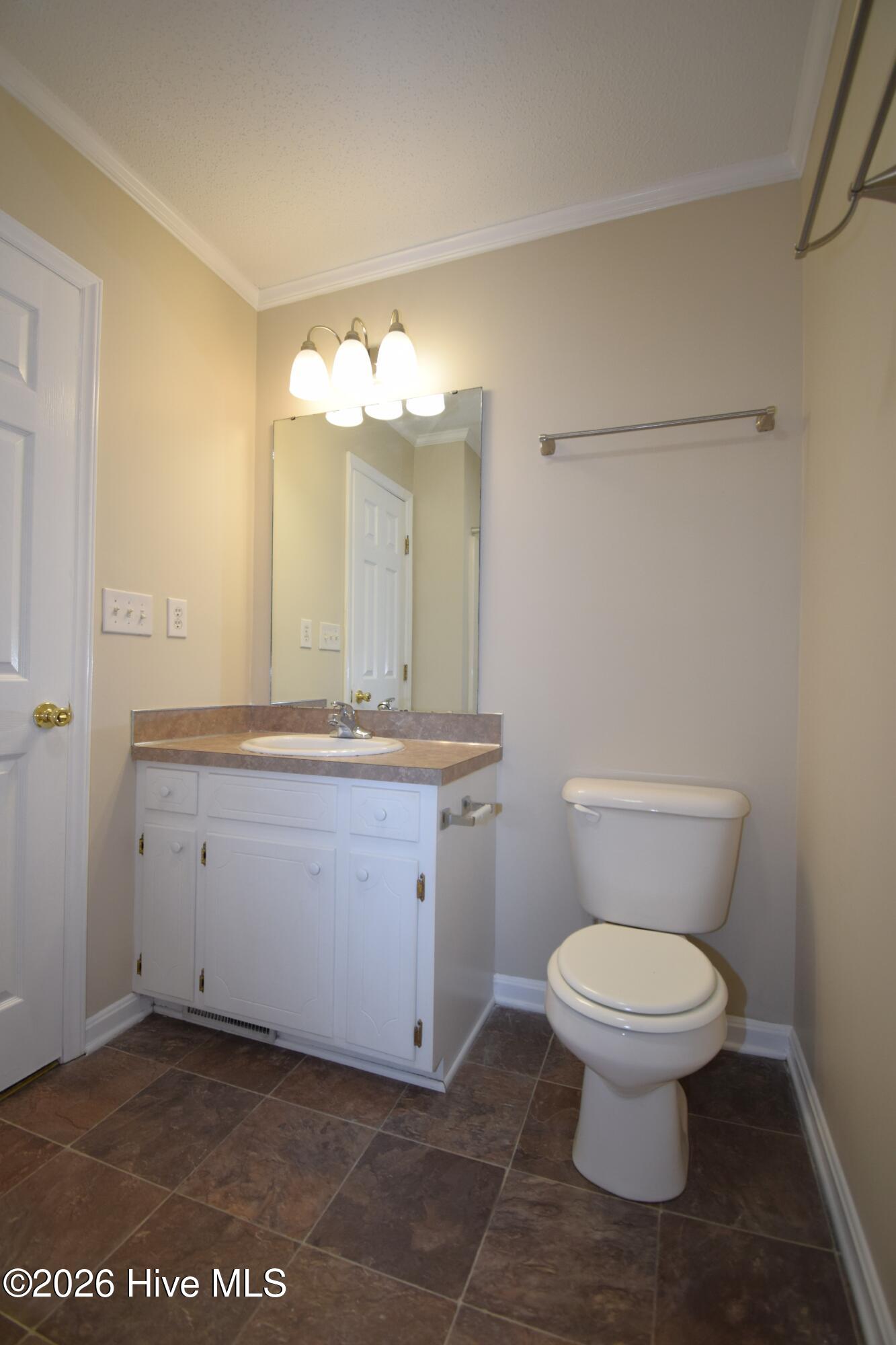2380 Vineyard Drive J1 Property Photo 14