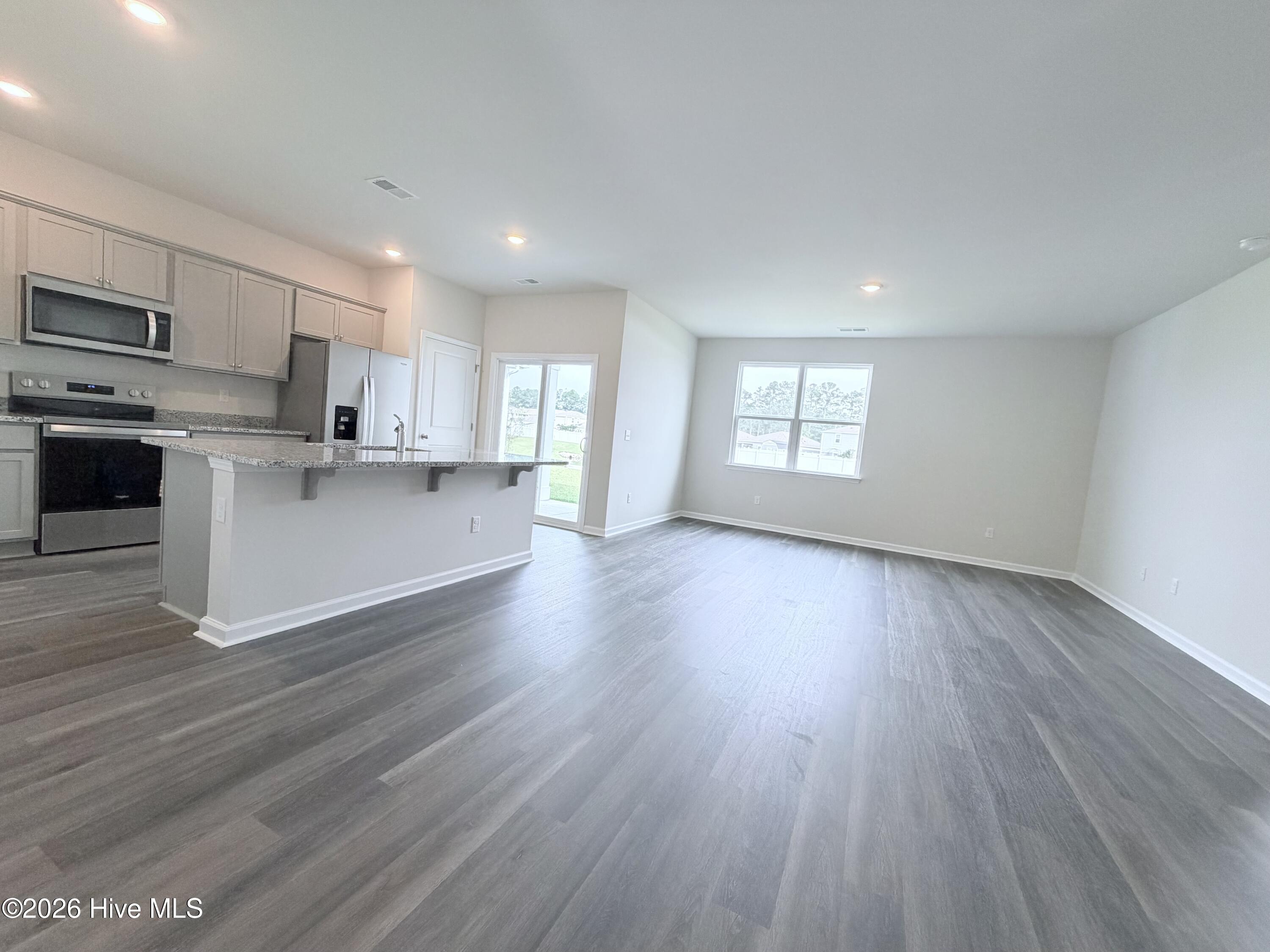 323 Ridley Street Property Photo 8