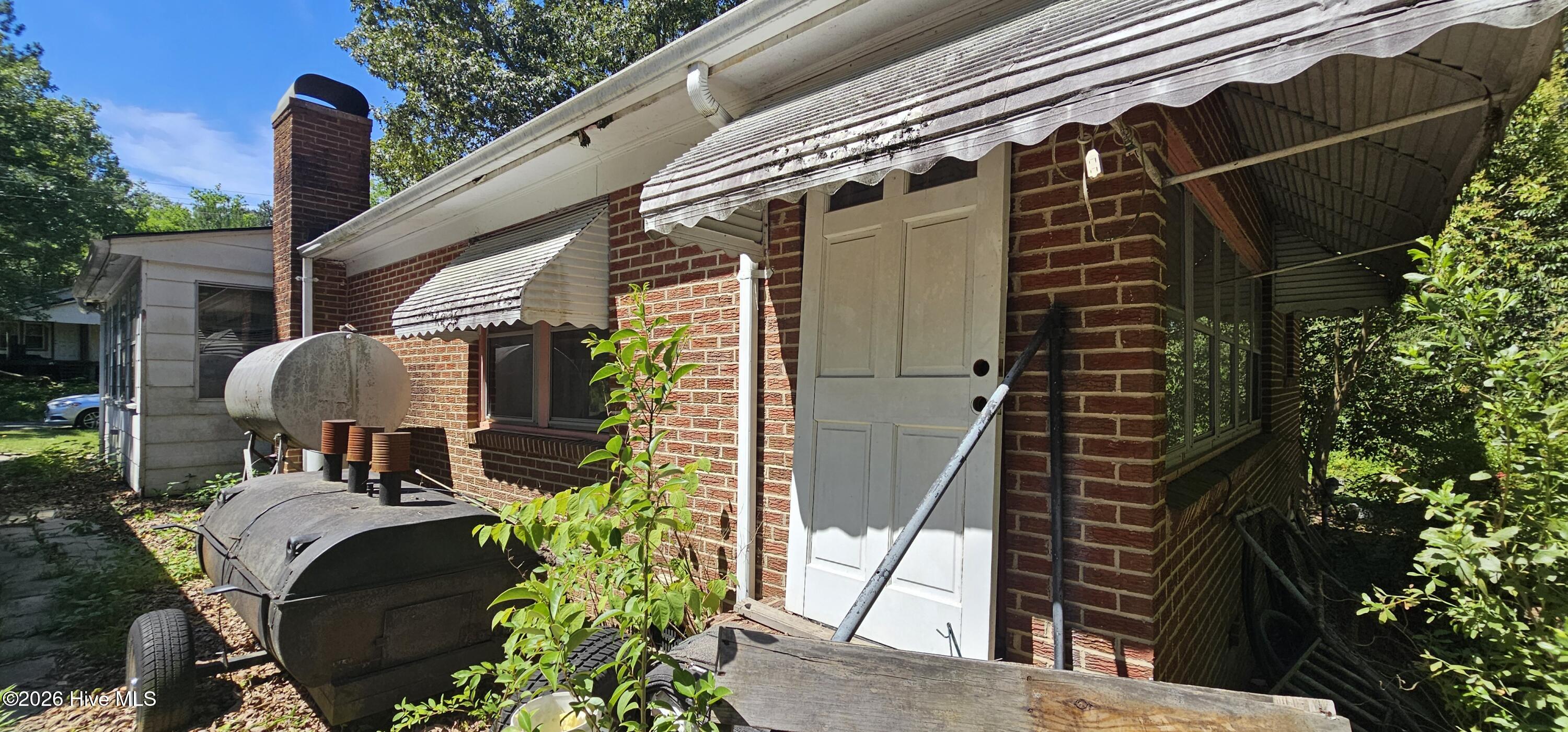 97 Lewis Street Property Photo 10