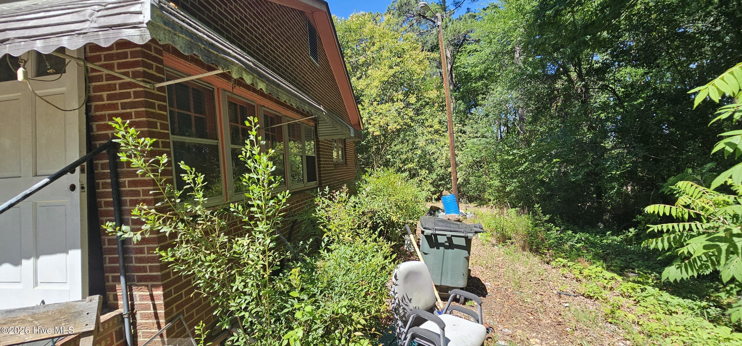 97 Lewis Street Property Photo 12