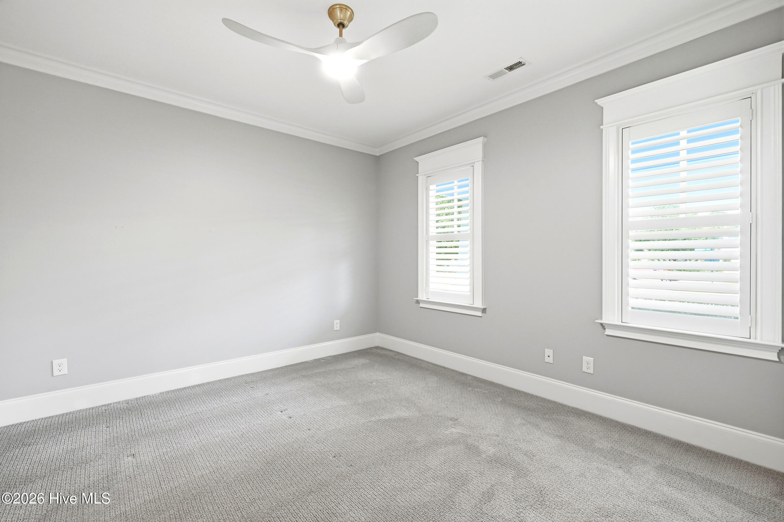 999 Softwind Way Property Photo 34