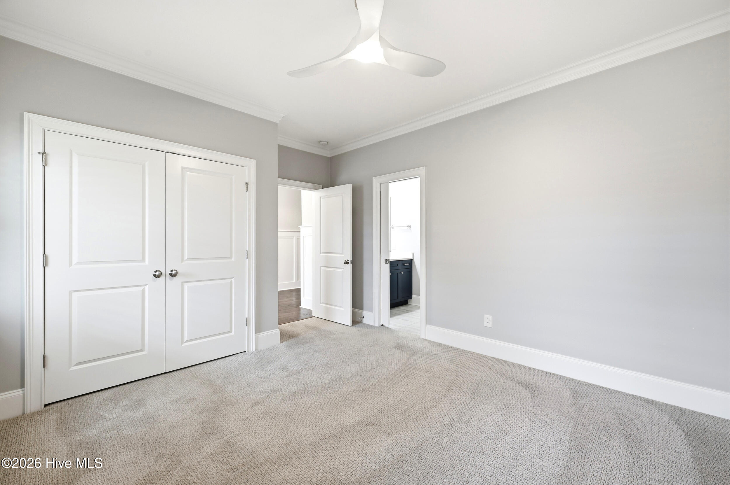 999 Softwind Way Property Photo 41