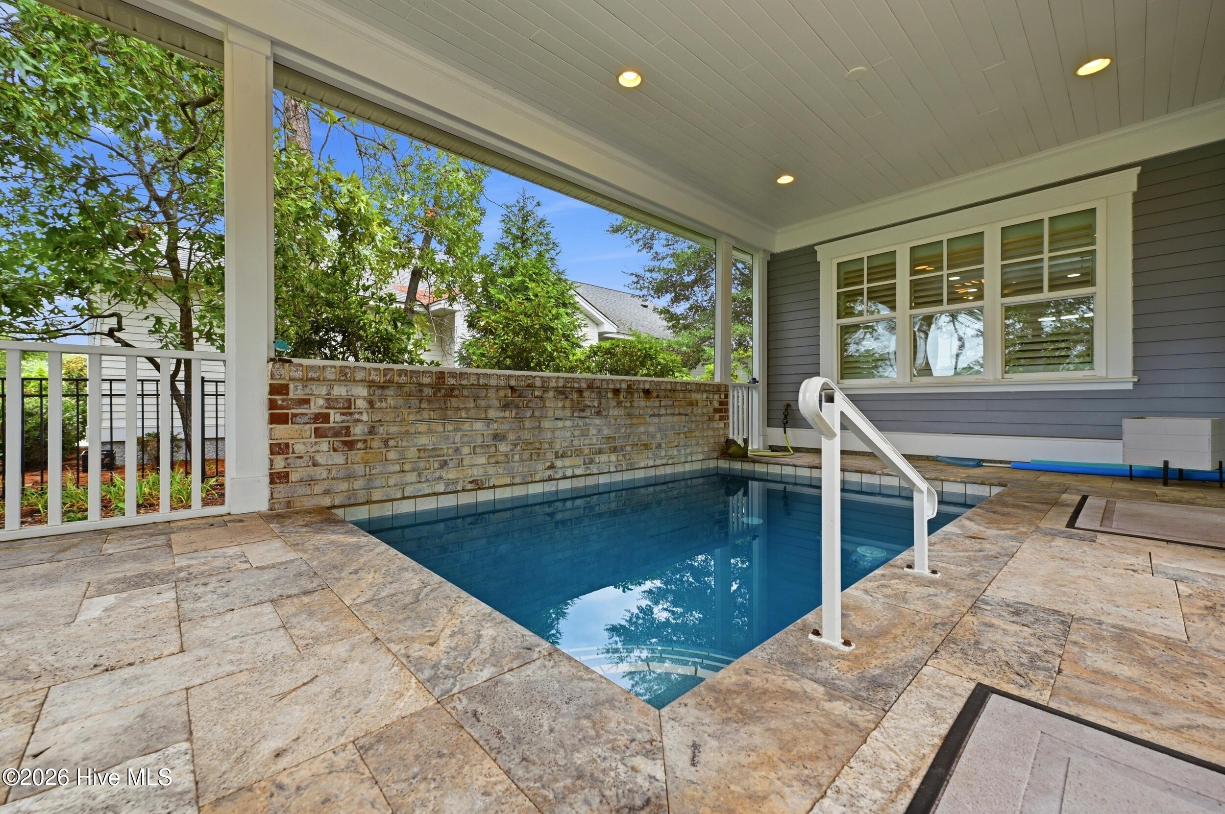 999 Softwind Way Property Photo 44