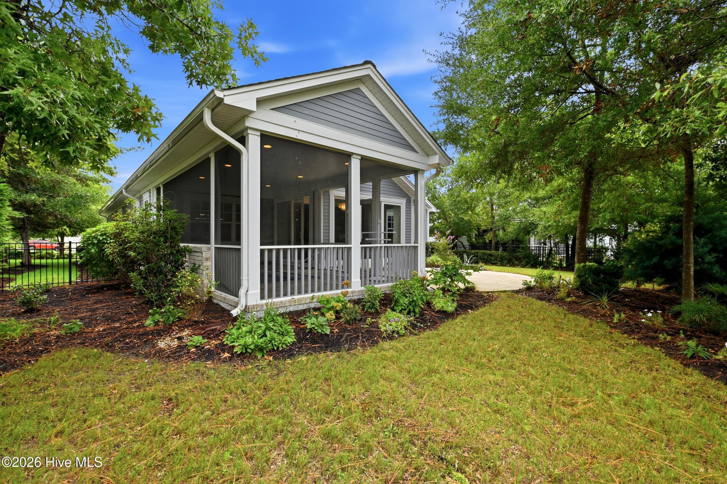 999 Softwind Way Property Photo 48