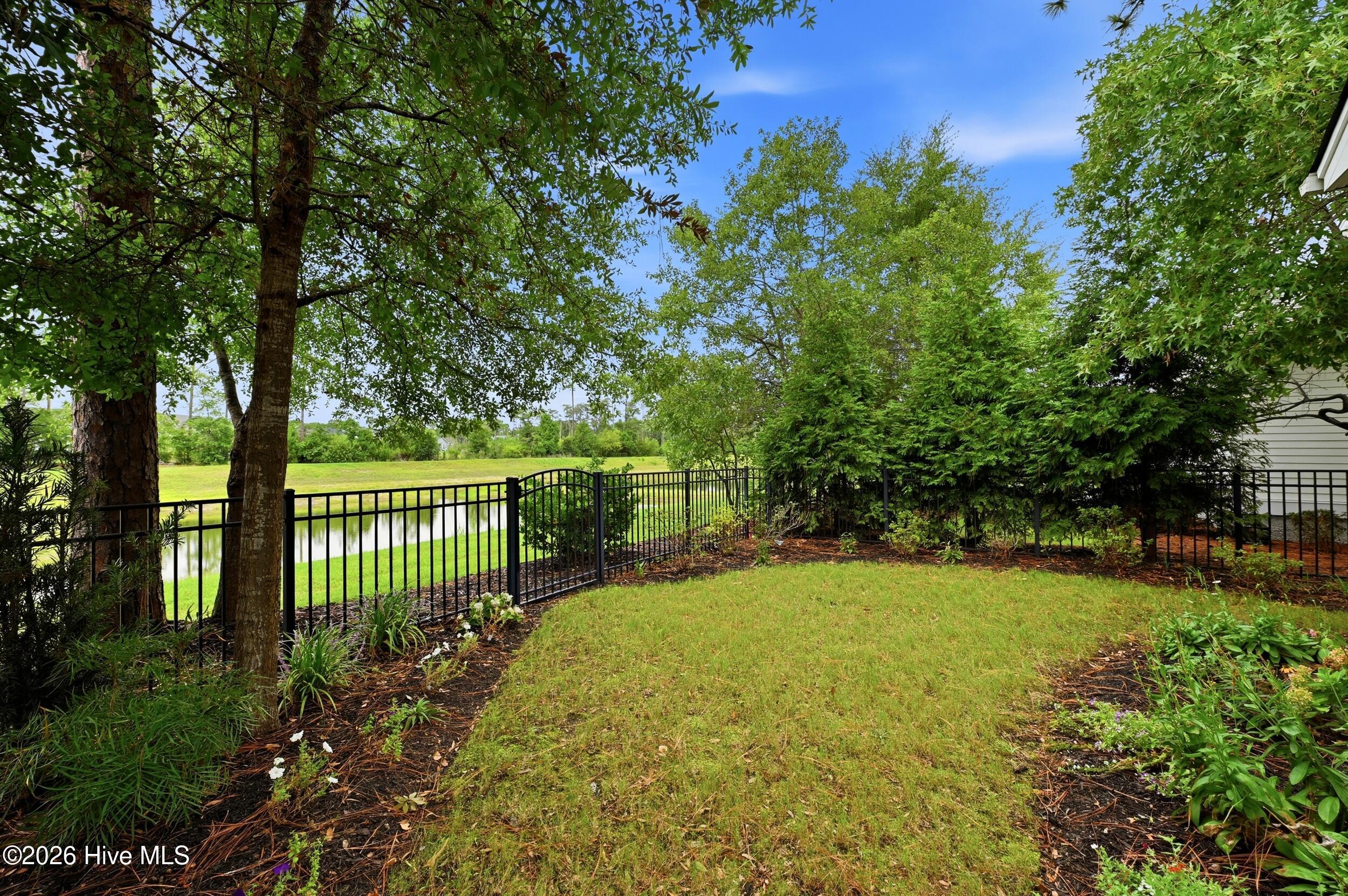 999 Softwind Way Property Photo 49