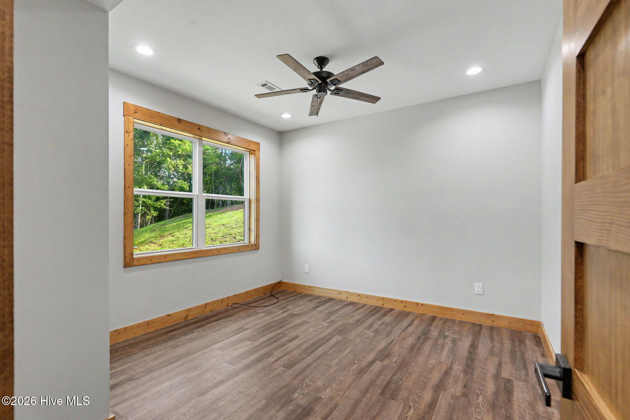 60 Oak Forest Circle Property Photo 28