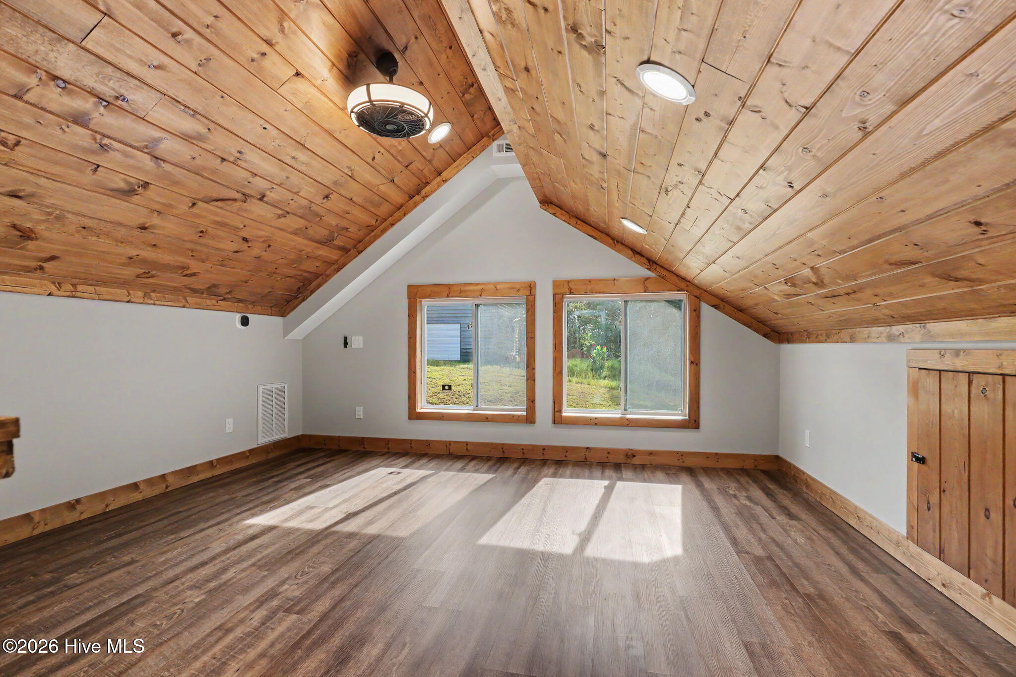 60 Oak Forest Circle Property Photo 32