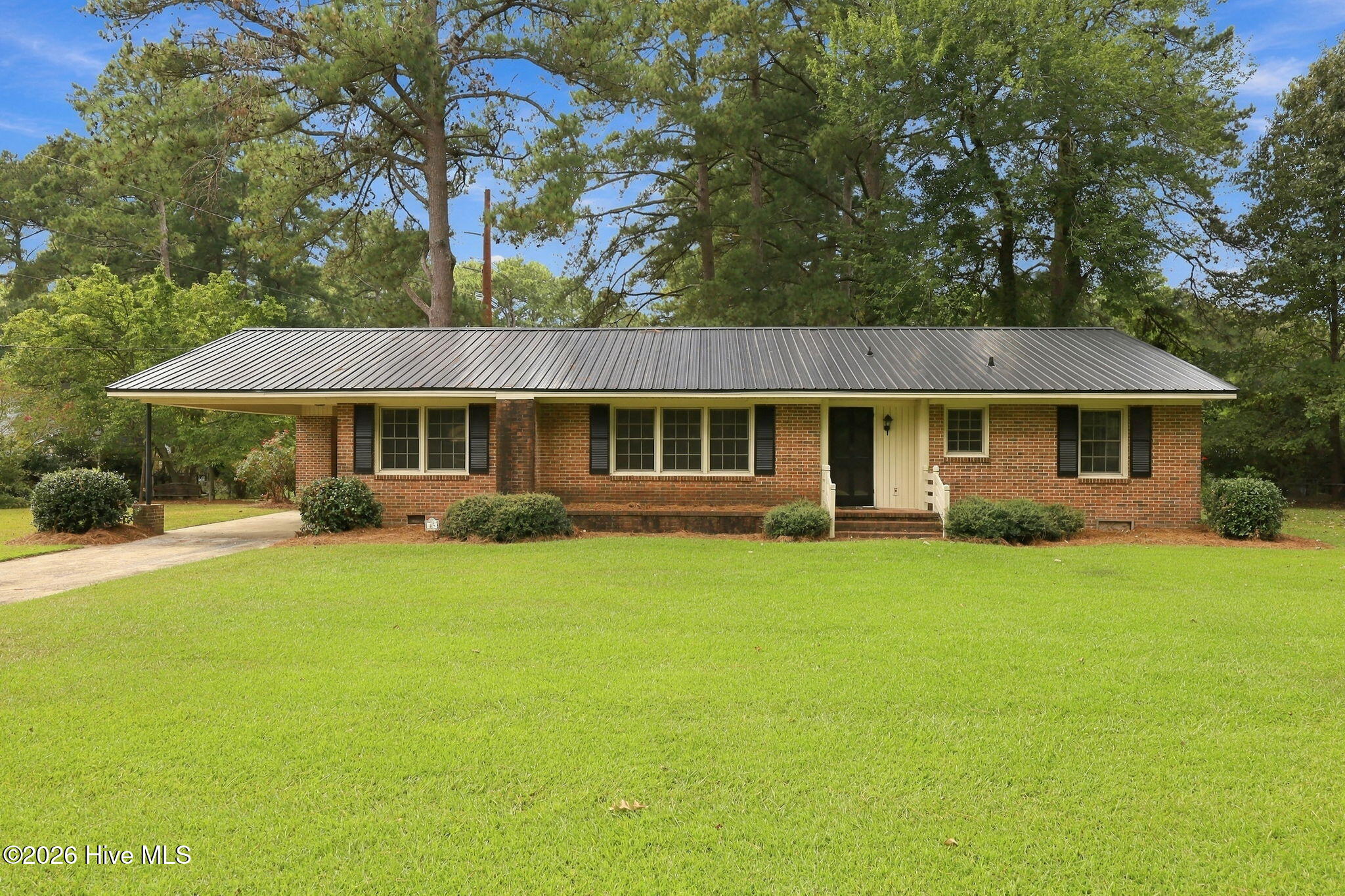 405 S Broad Street Property Photo 1