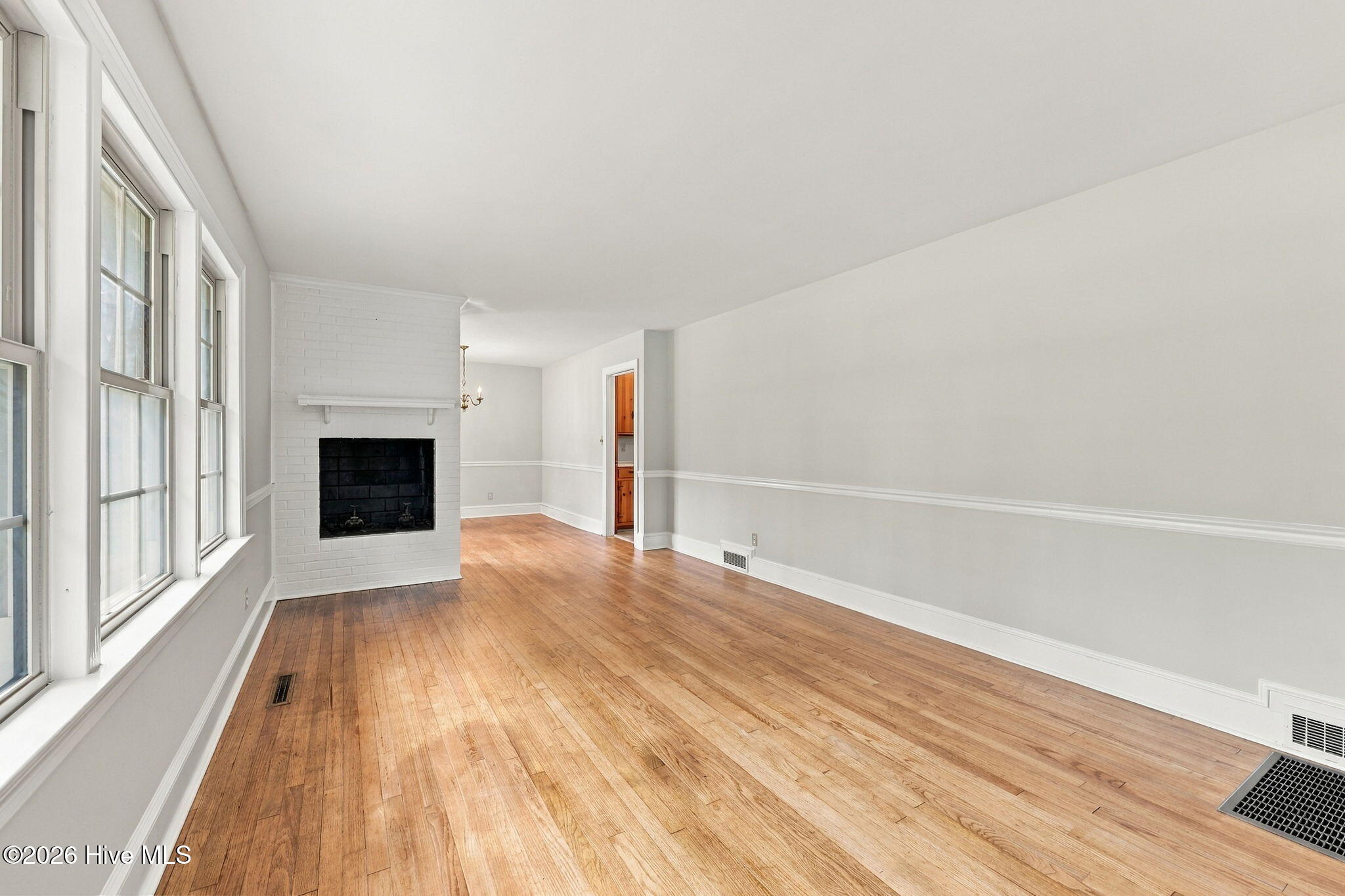 405 S Broad Street Property Photo 31