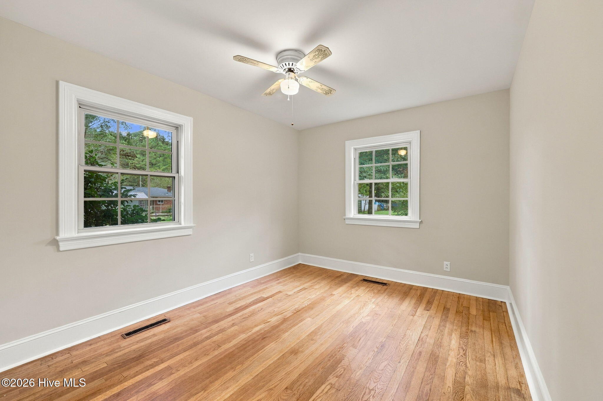405 S Broad Street Property Photo 39
