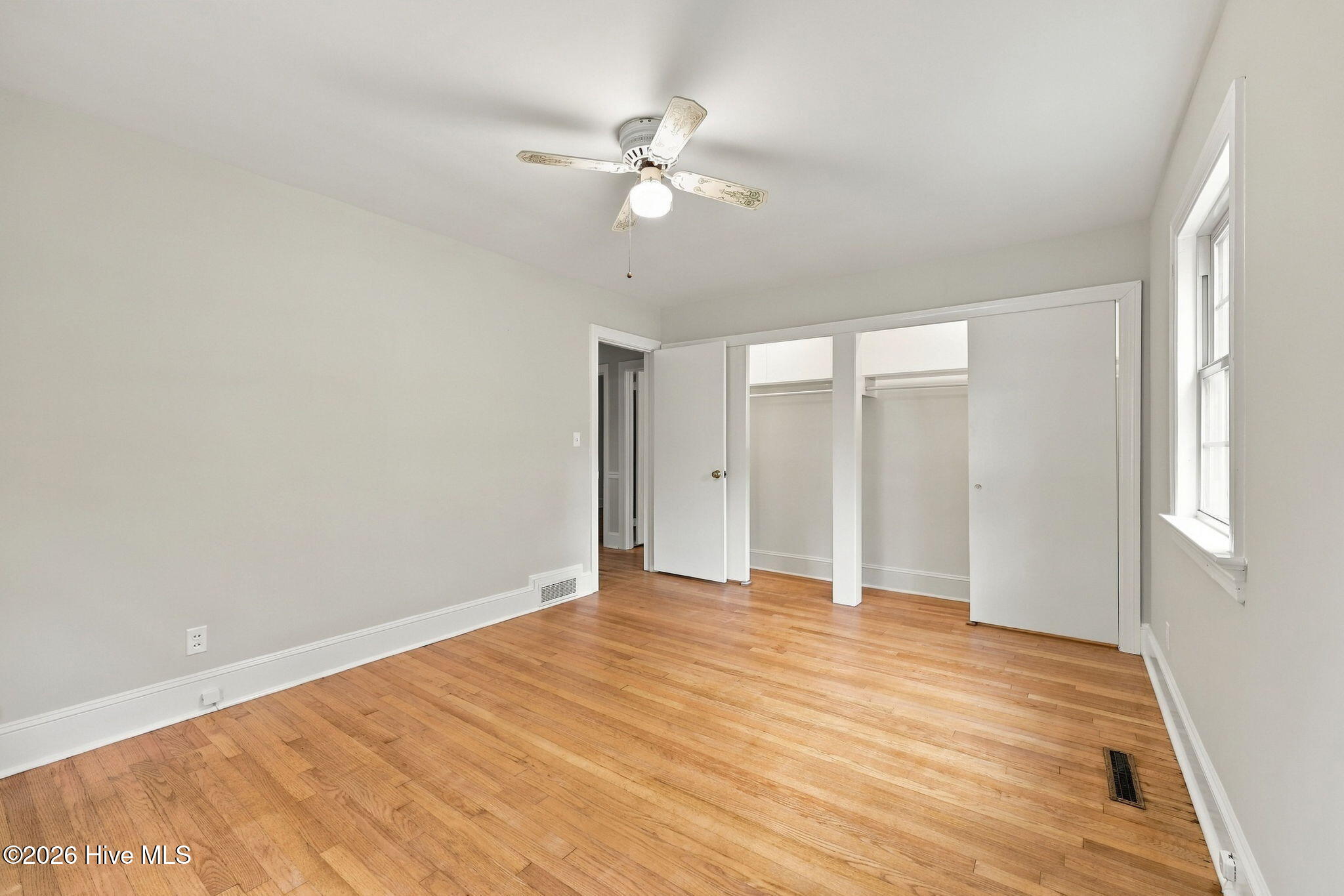 405 S Broad Street Property Photo 43