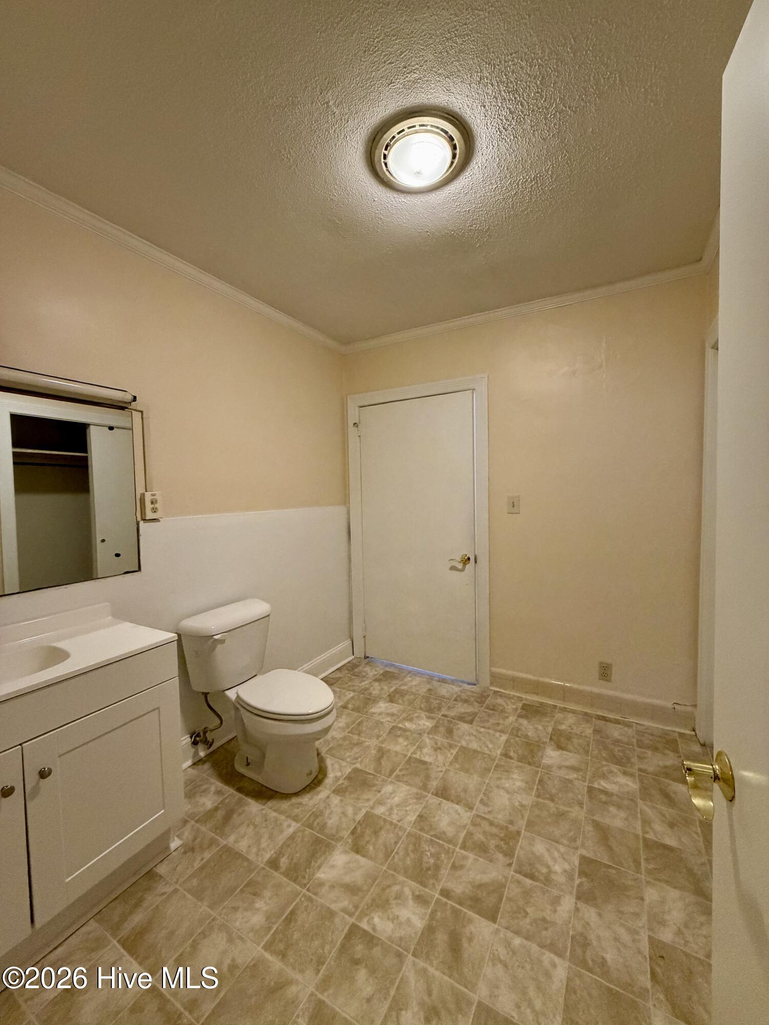 915 Greenville Boulevard Se Property Photo 11