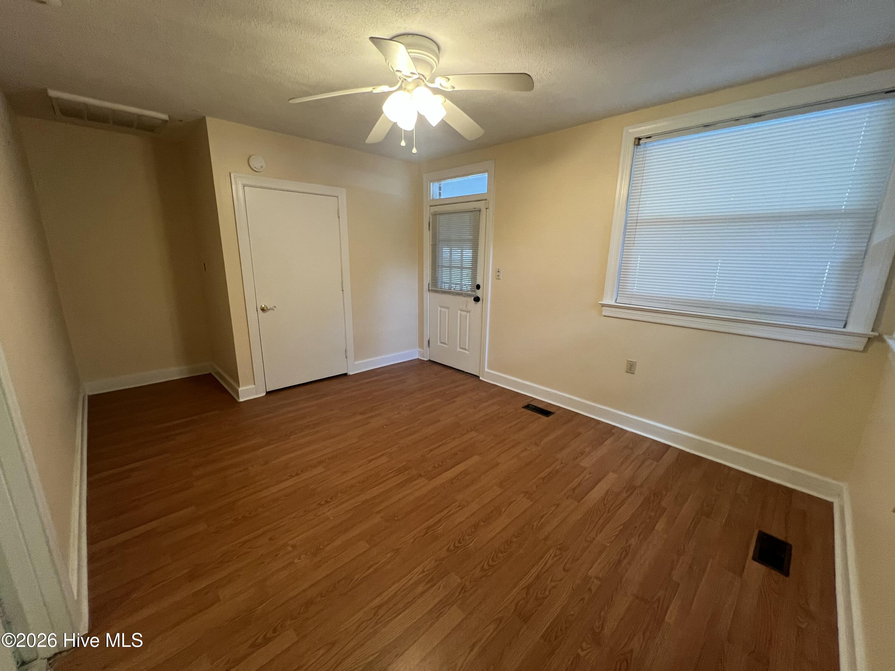 915 Greenville Boulevard Se Property Photo 13
