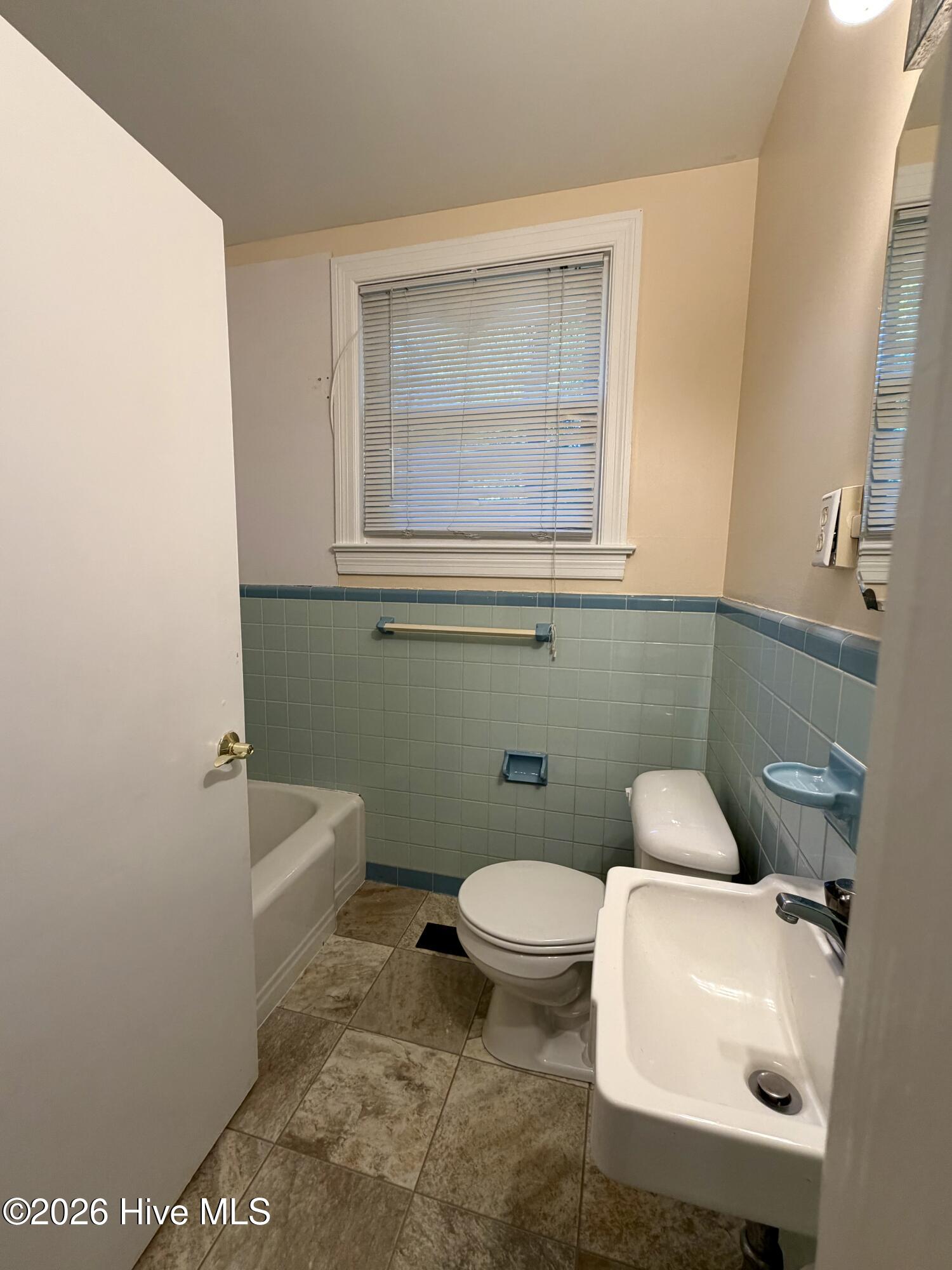 915 Greenville Boulevard Se Property Photo 25