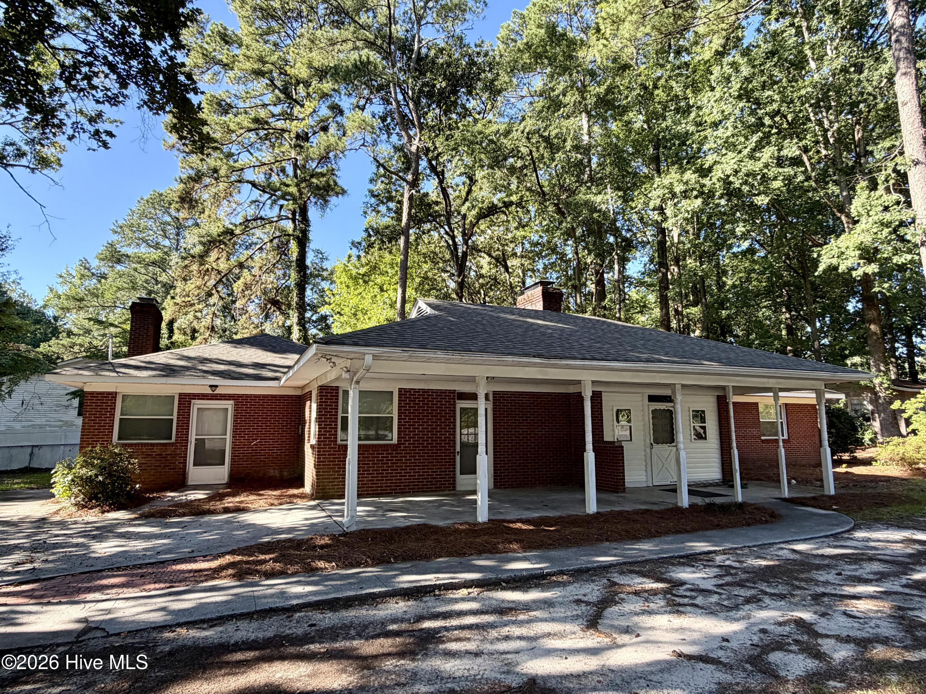 915 Greenville Boulevard Se Property Photo 28