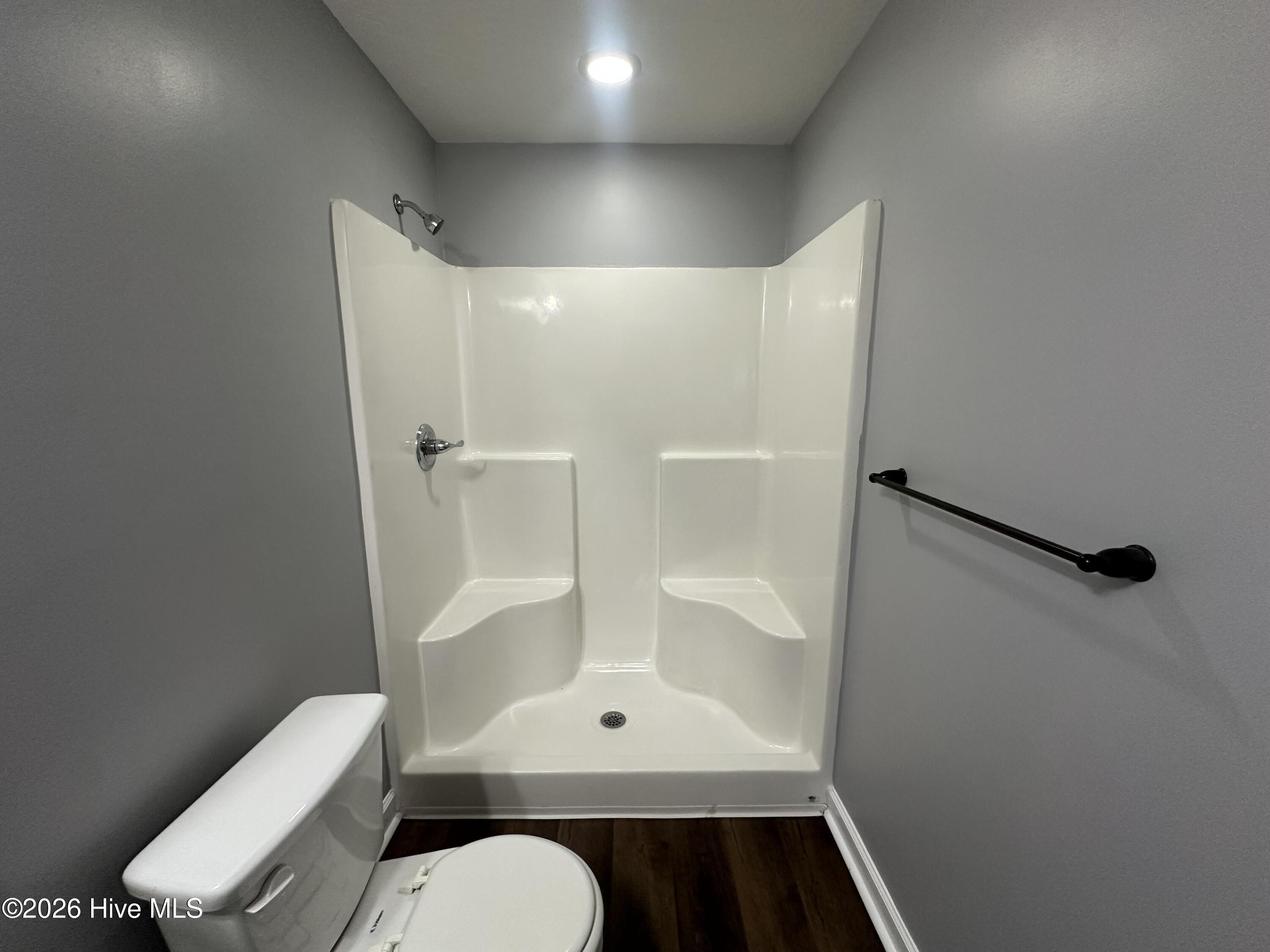 502 York Loop Property Photo 4