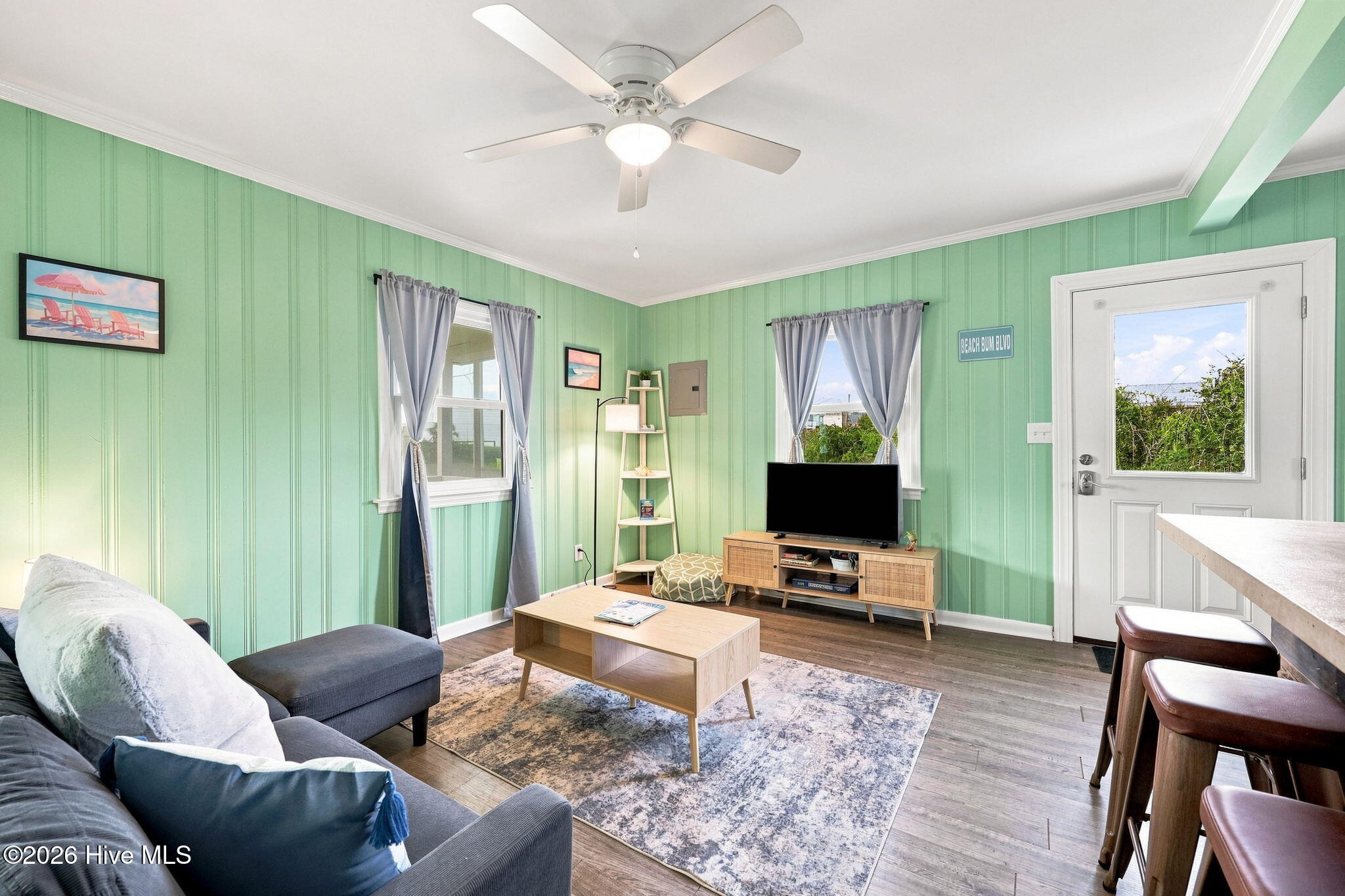 415 N Shore Drive Property Photo 5