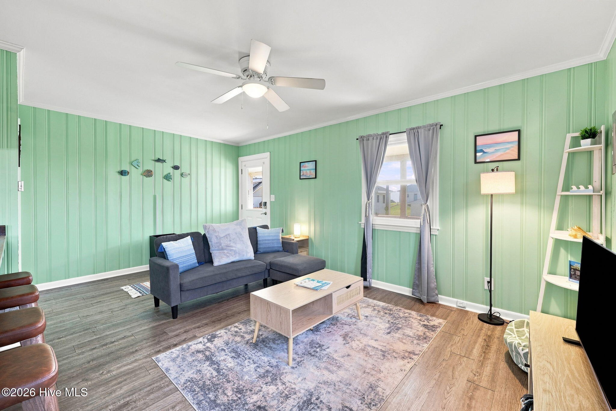 415 N Shore Drive Property Photo 6