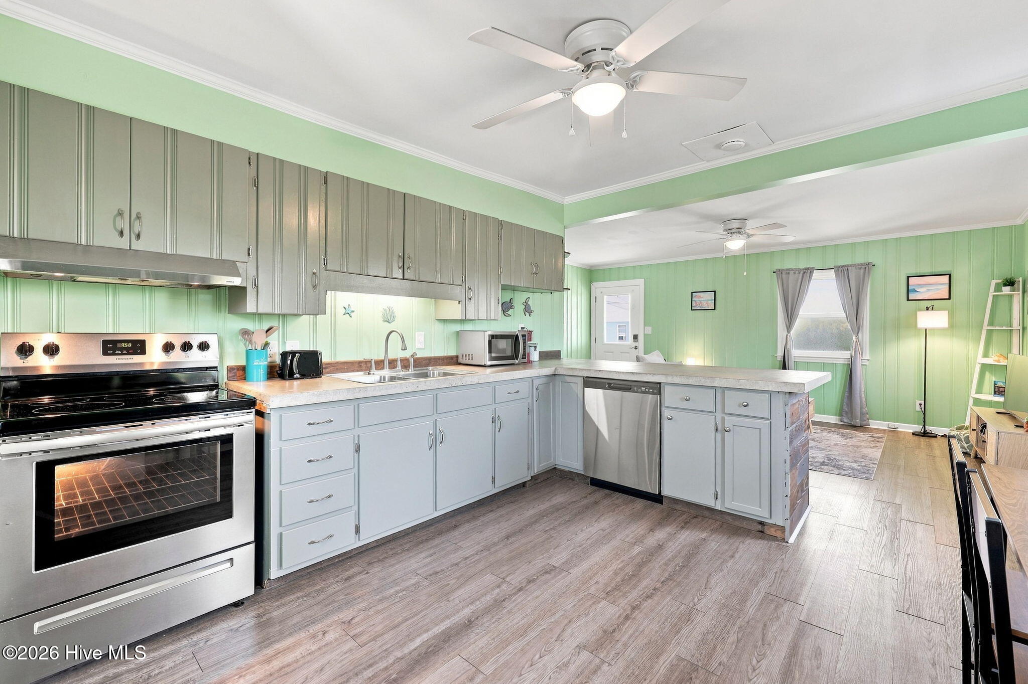 415 N Shore Drive Property Photo 10