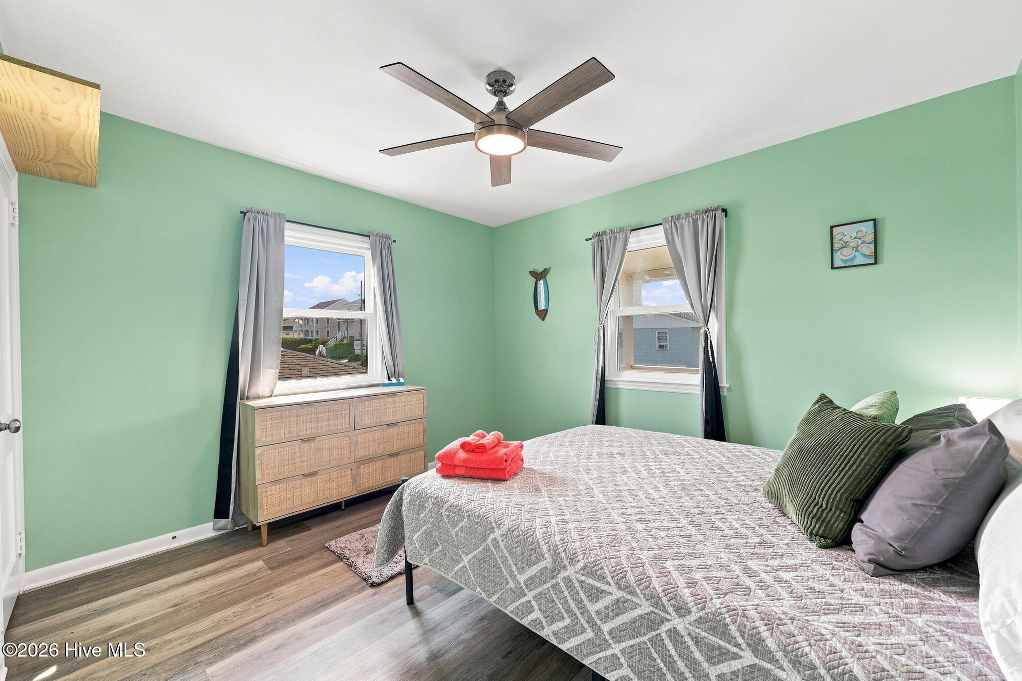 415 N Shore Drive Property Photo 14