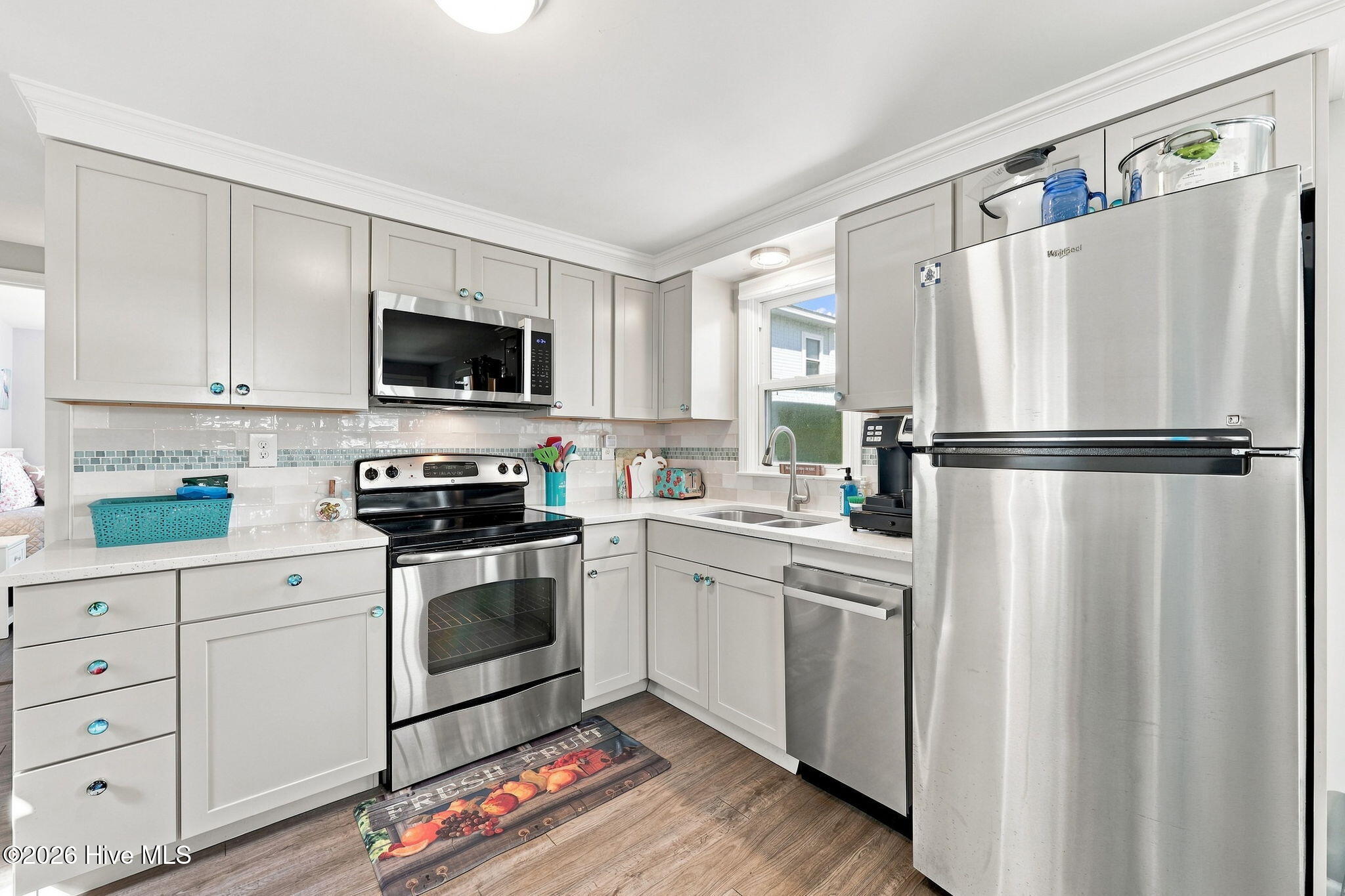 415 N Shore Drive Property Photo 29