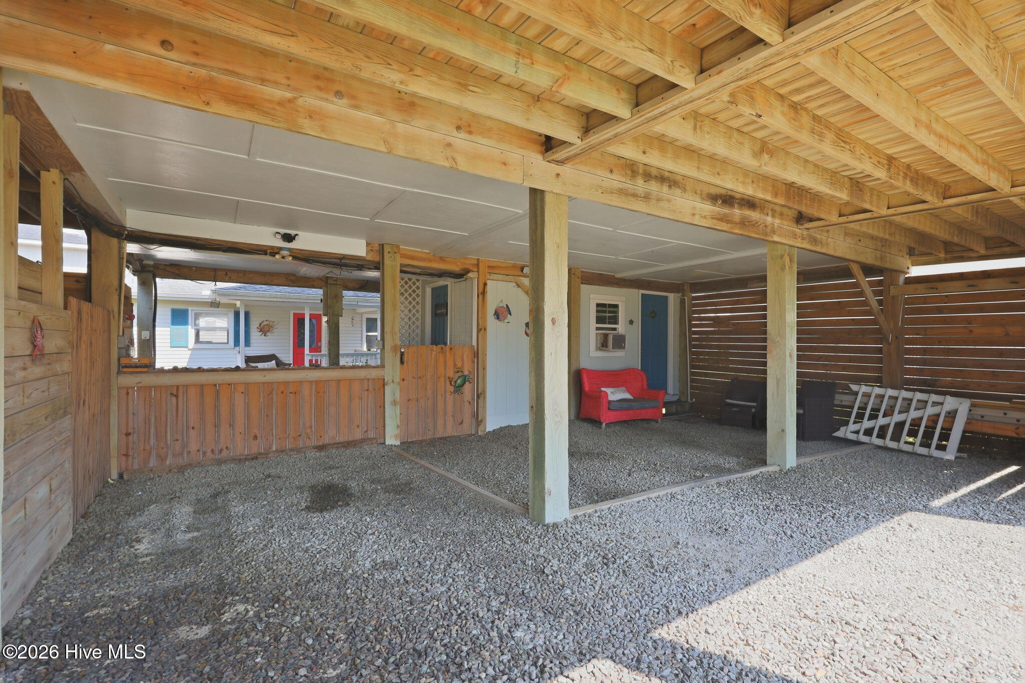 415 N Shore Drive Property Photo 40