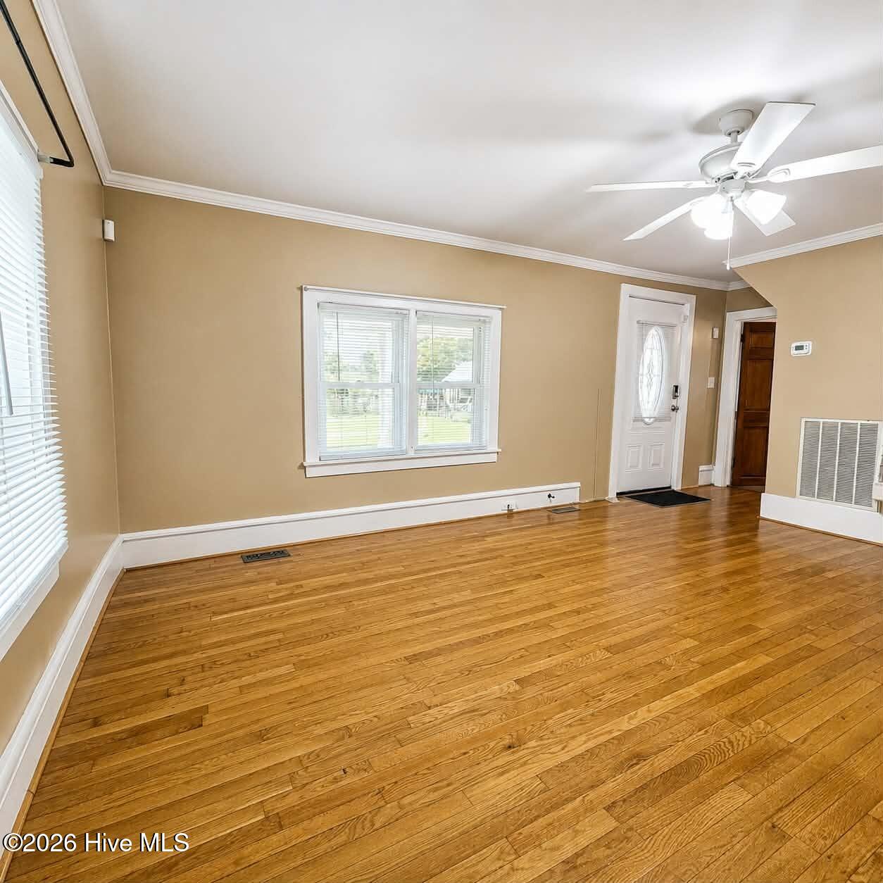 534 Madison Street Property Photo 4