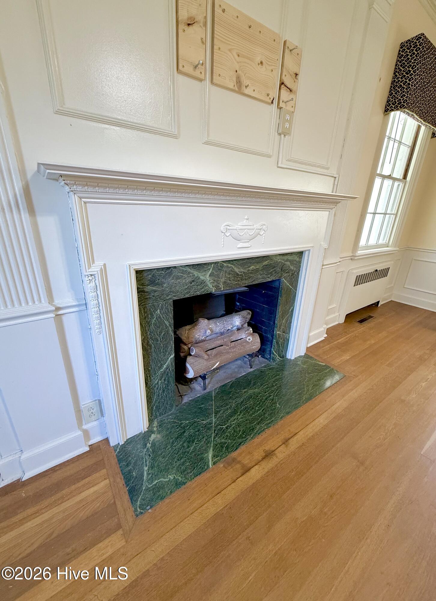 1009 Rhem Street Property Photo 6