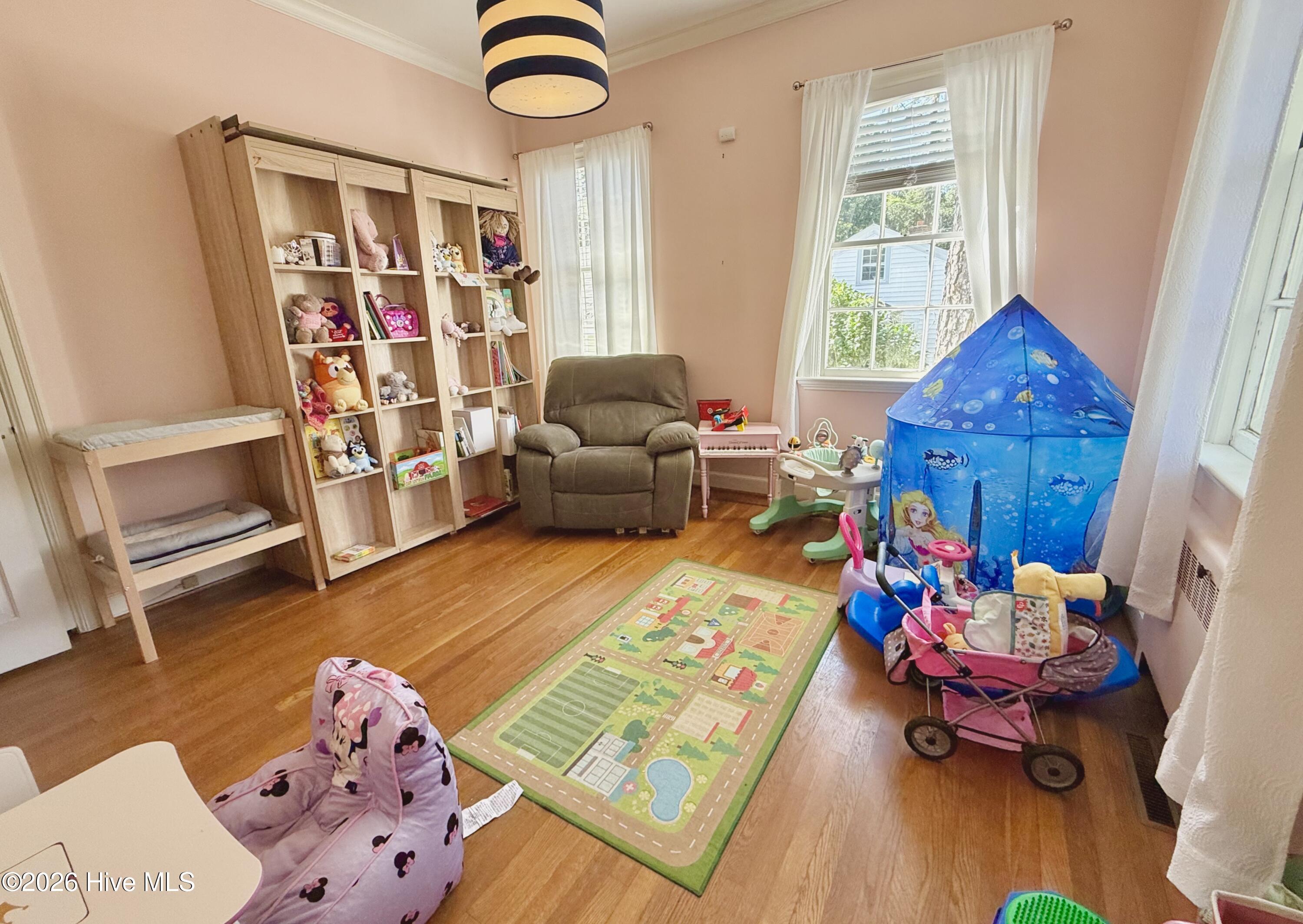 1009 Rhem Street Property Photo 29