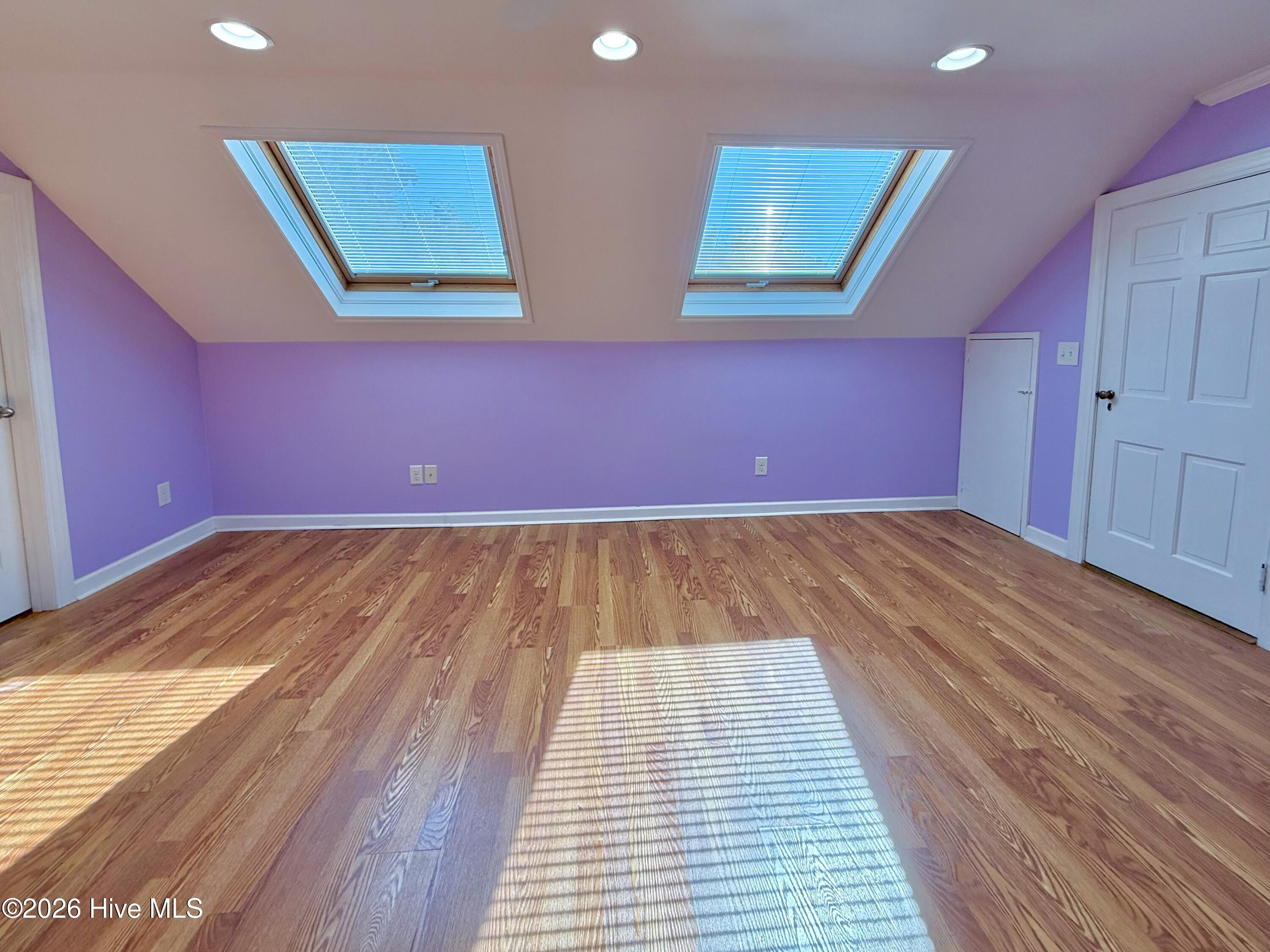 1009 Rhem Street Property Photo 35