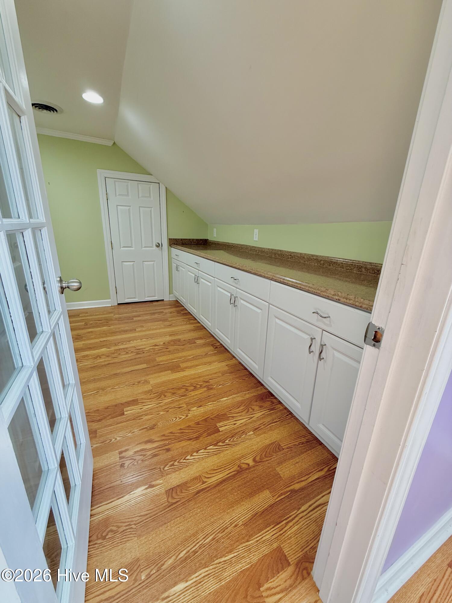 1009 Rhem Street Property Photo 39