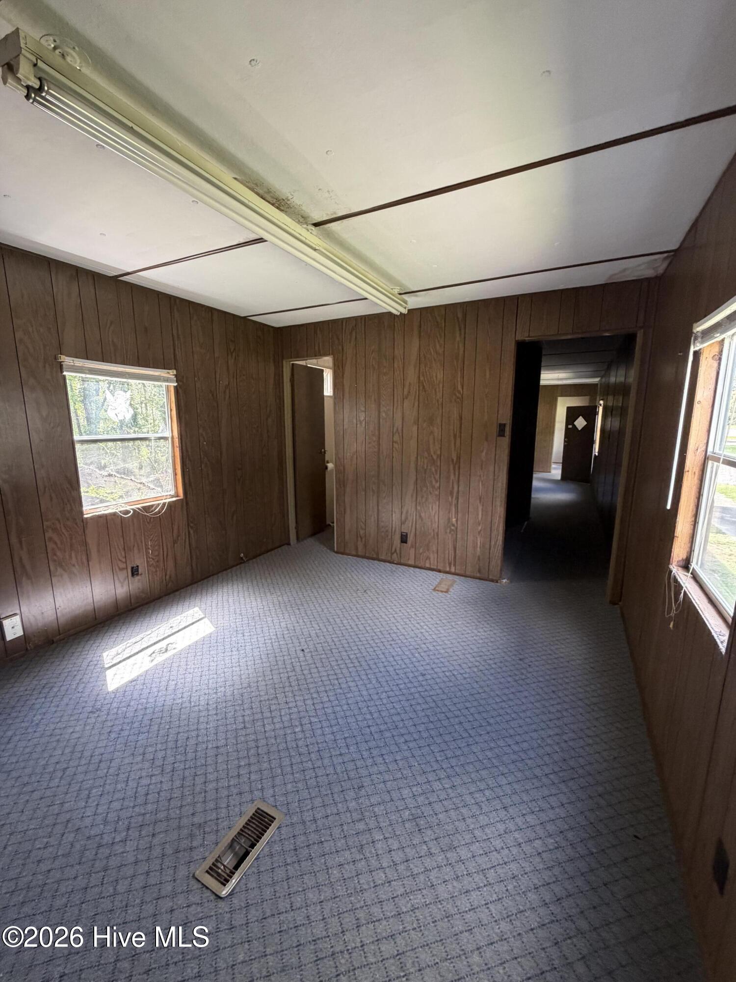 25852 Us-264 Highway E Property Photo 12