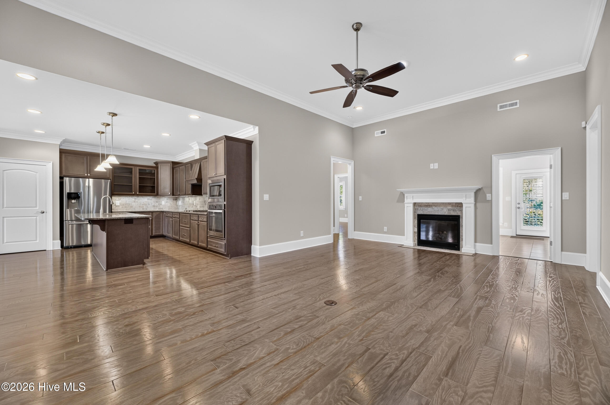 3738 Prestwick Place Property Photo 23