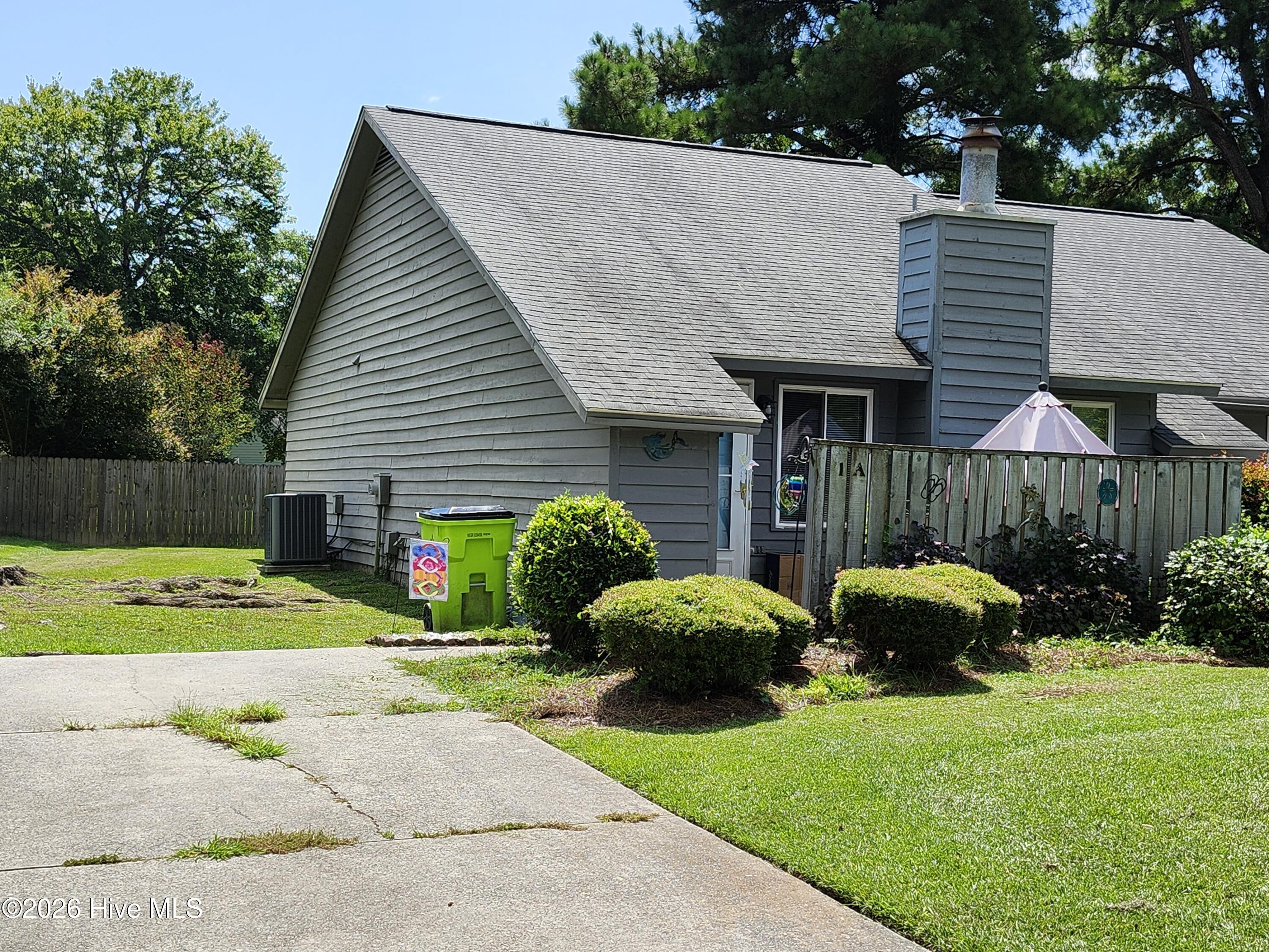 1 Mulberry Lane A Property Photo 3