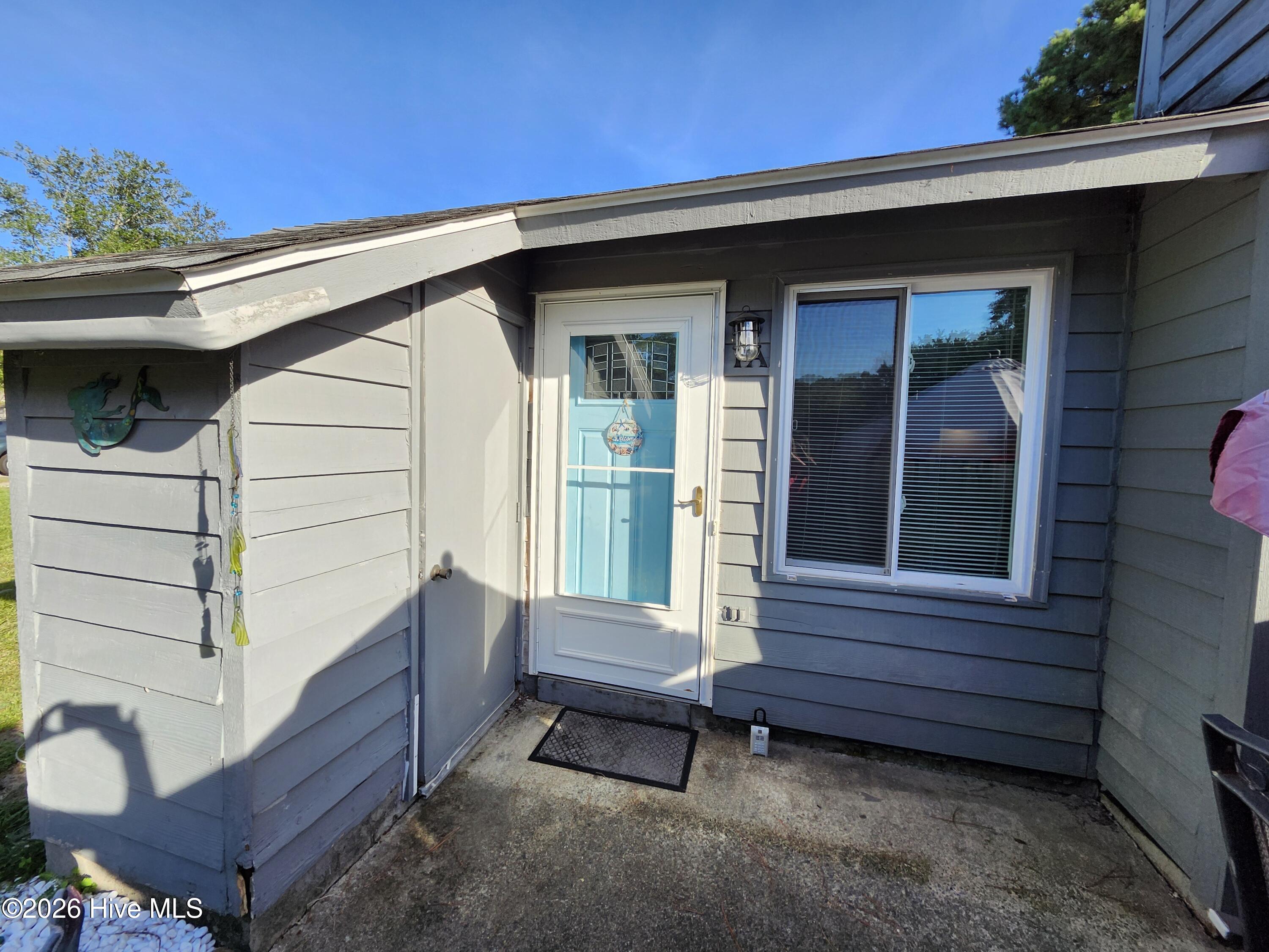 1 Mulberry Lane A Property Photo 4