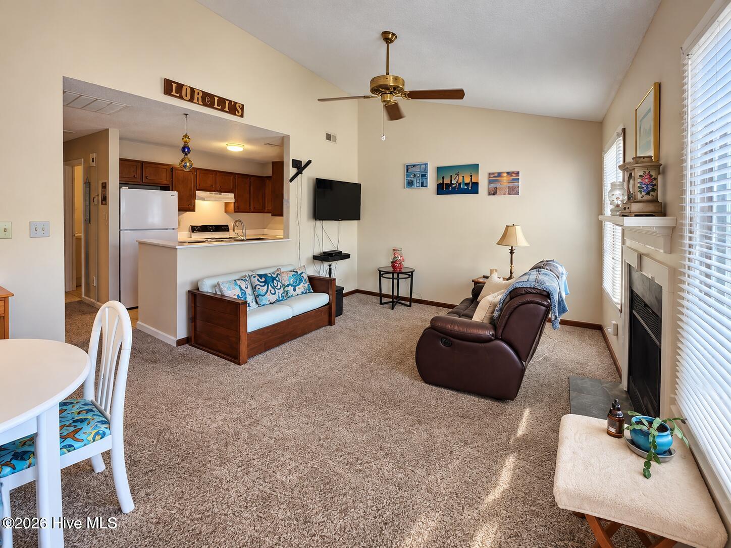 1 Mulberry Lane A Property Photo 5