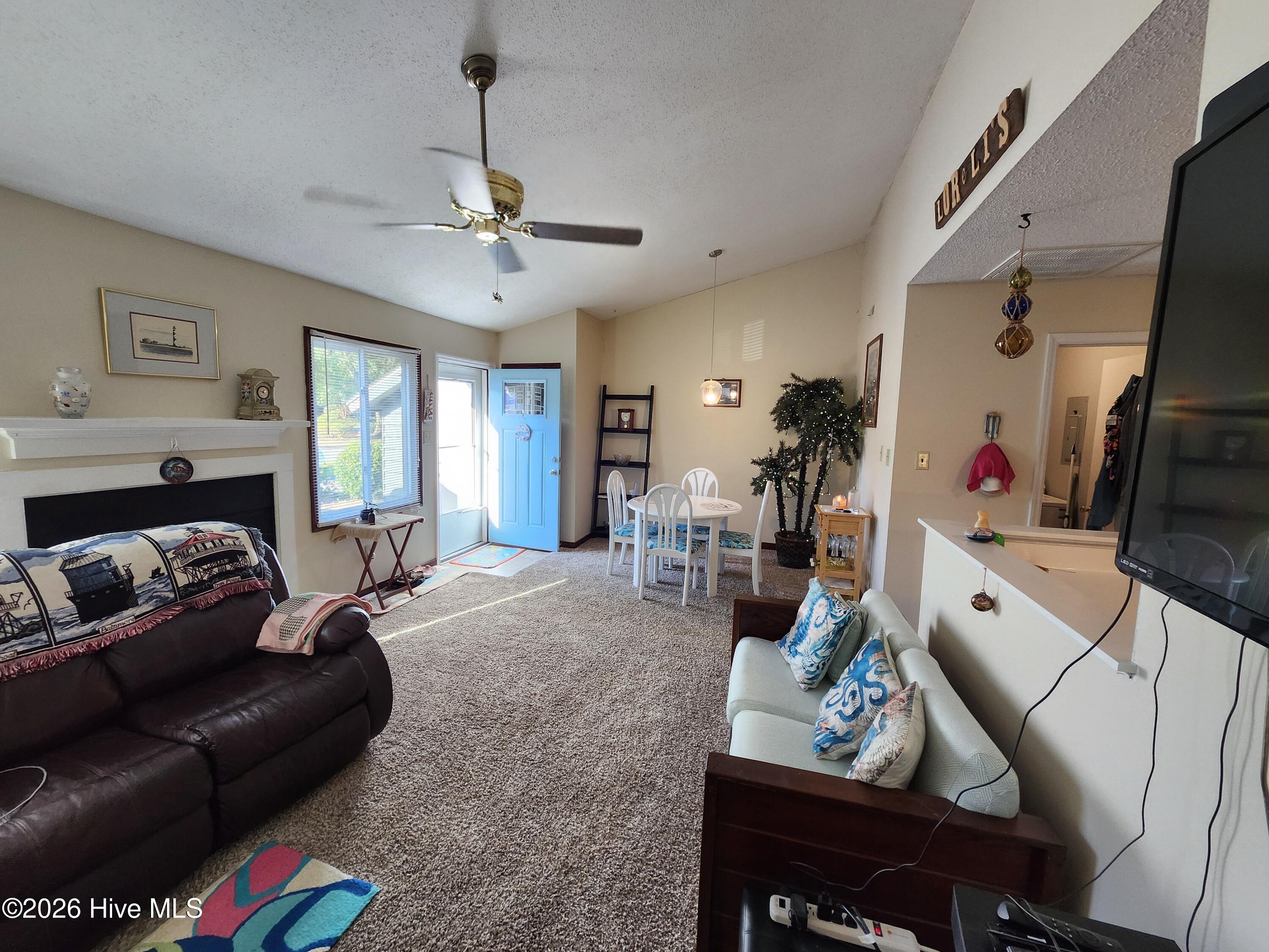 1 Mulberry Lane A Property Photo 6